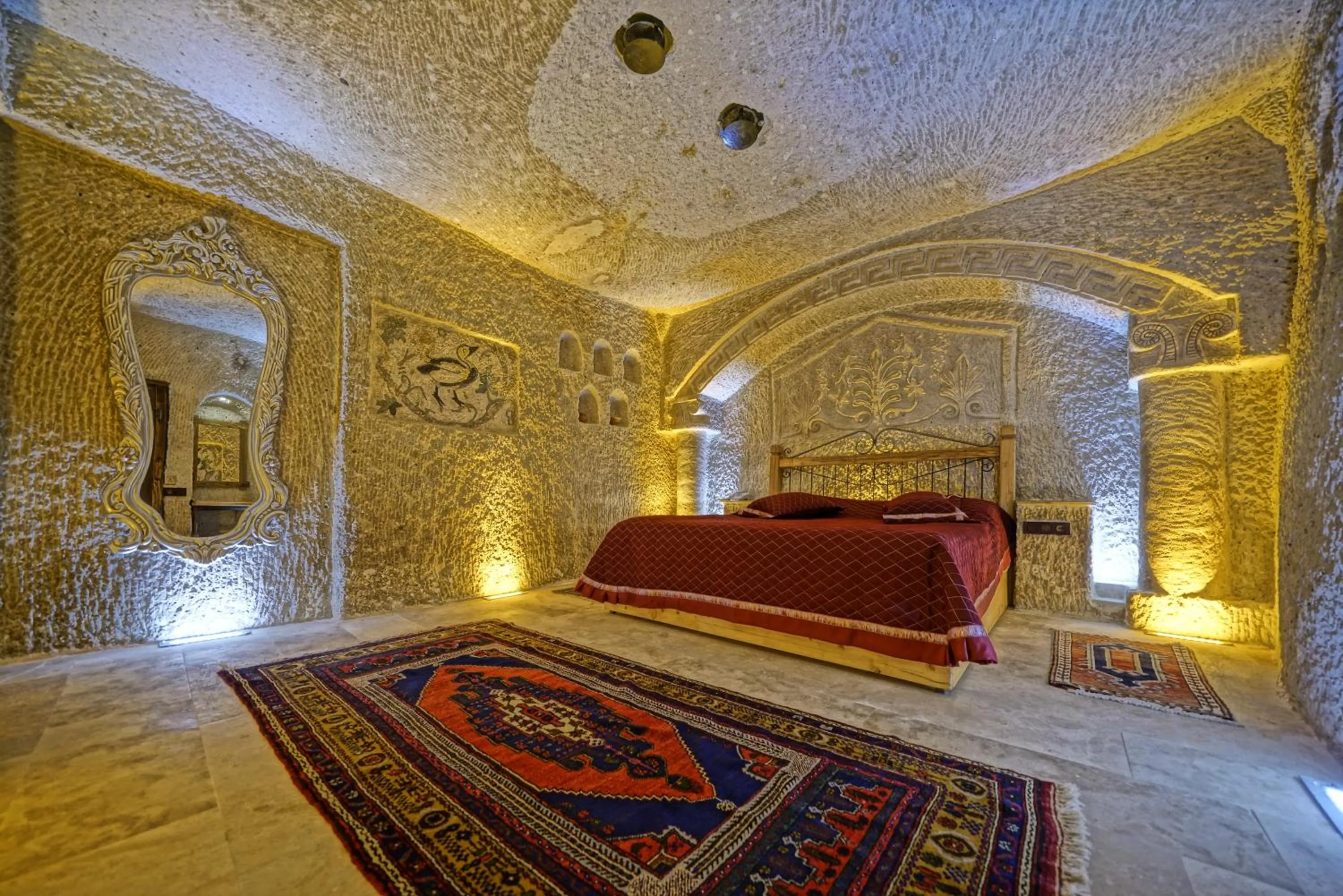 Massage, Bed in Cappadocia Cave Lodge