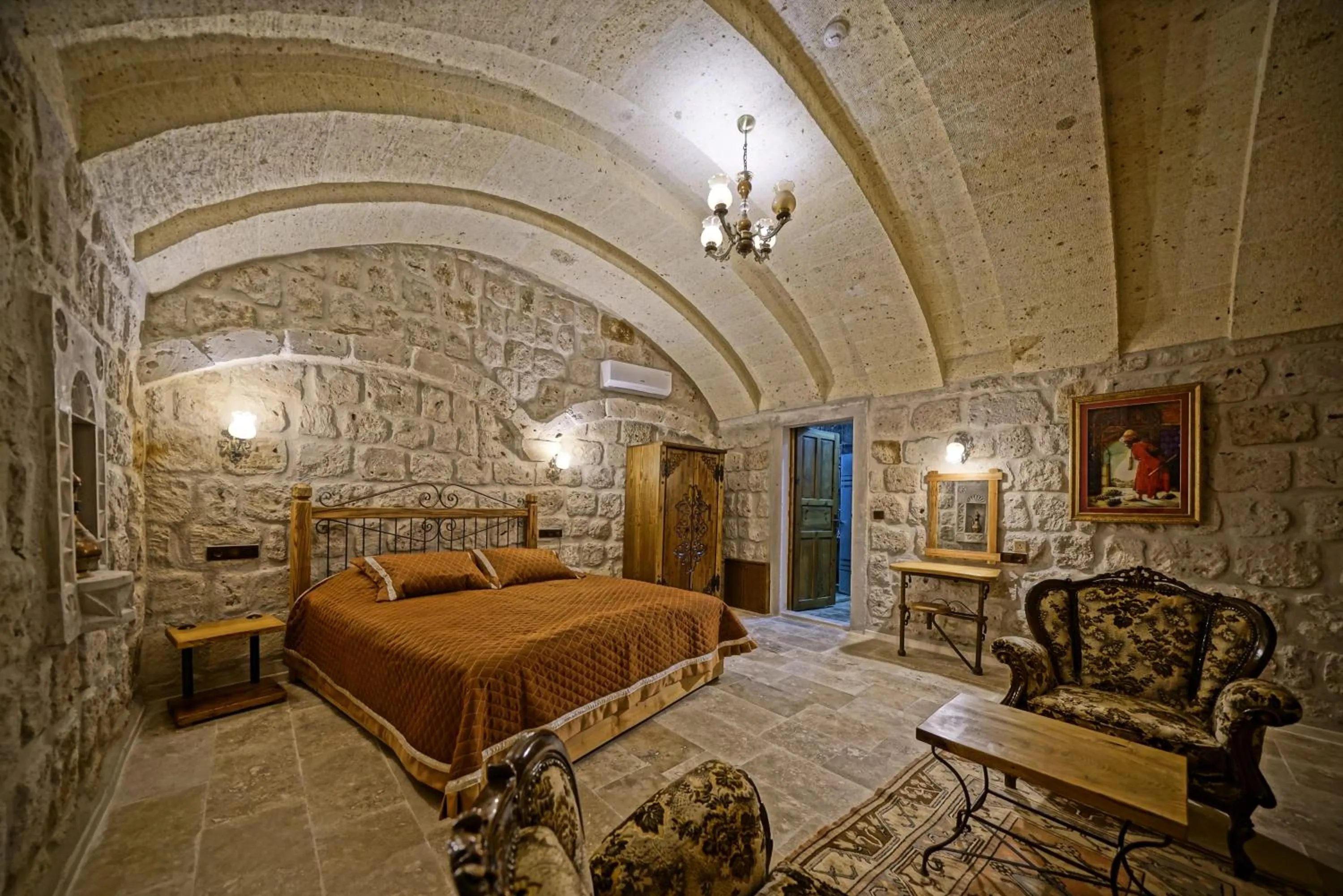 Bed in Cappadocia Cave Lodge