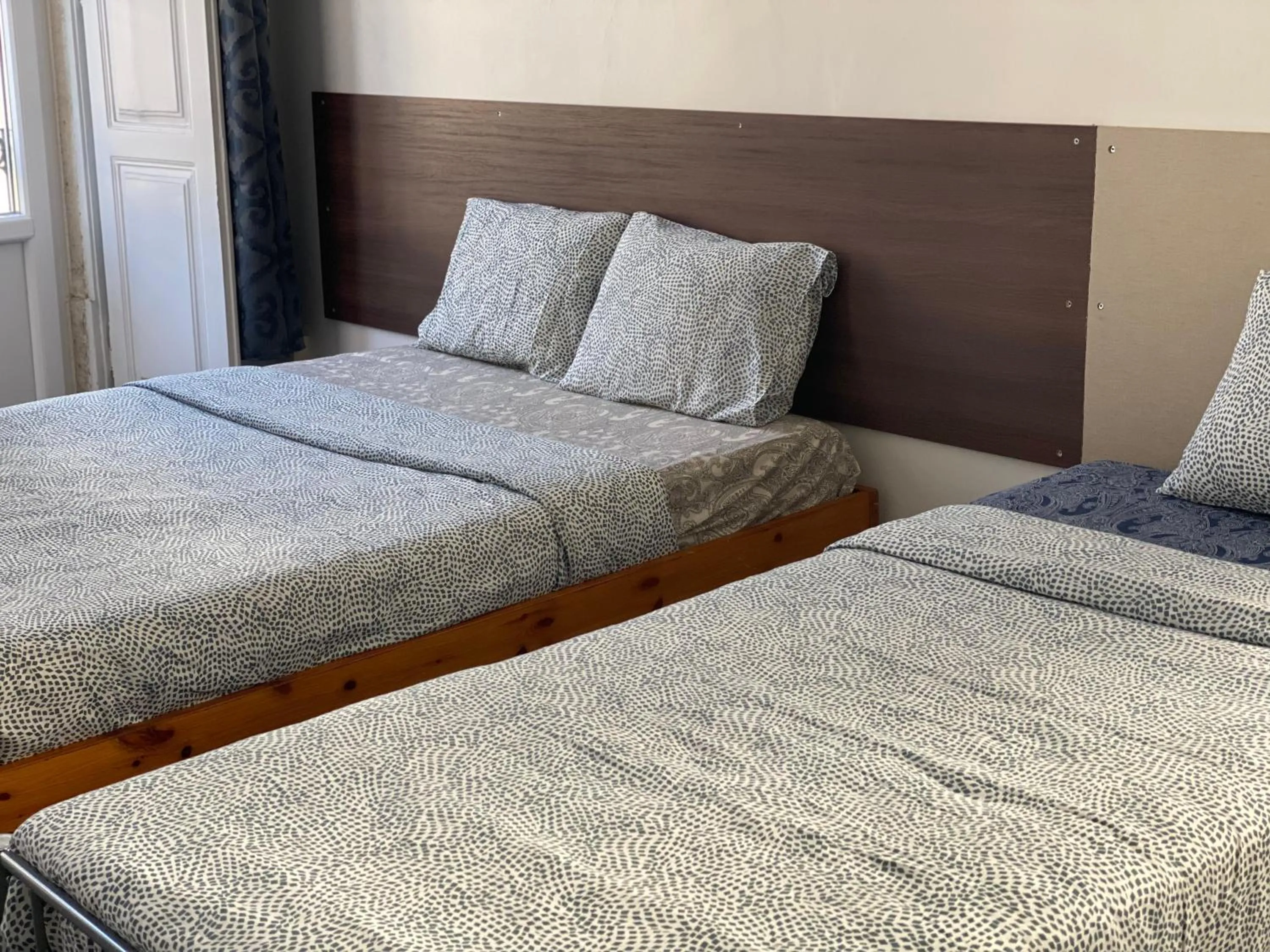 Bed in Sri-Indo Guest House