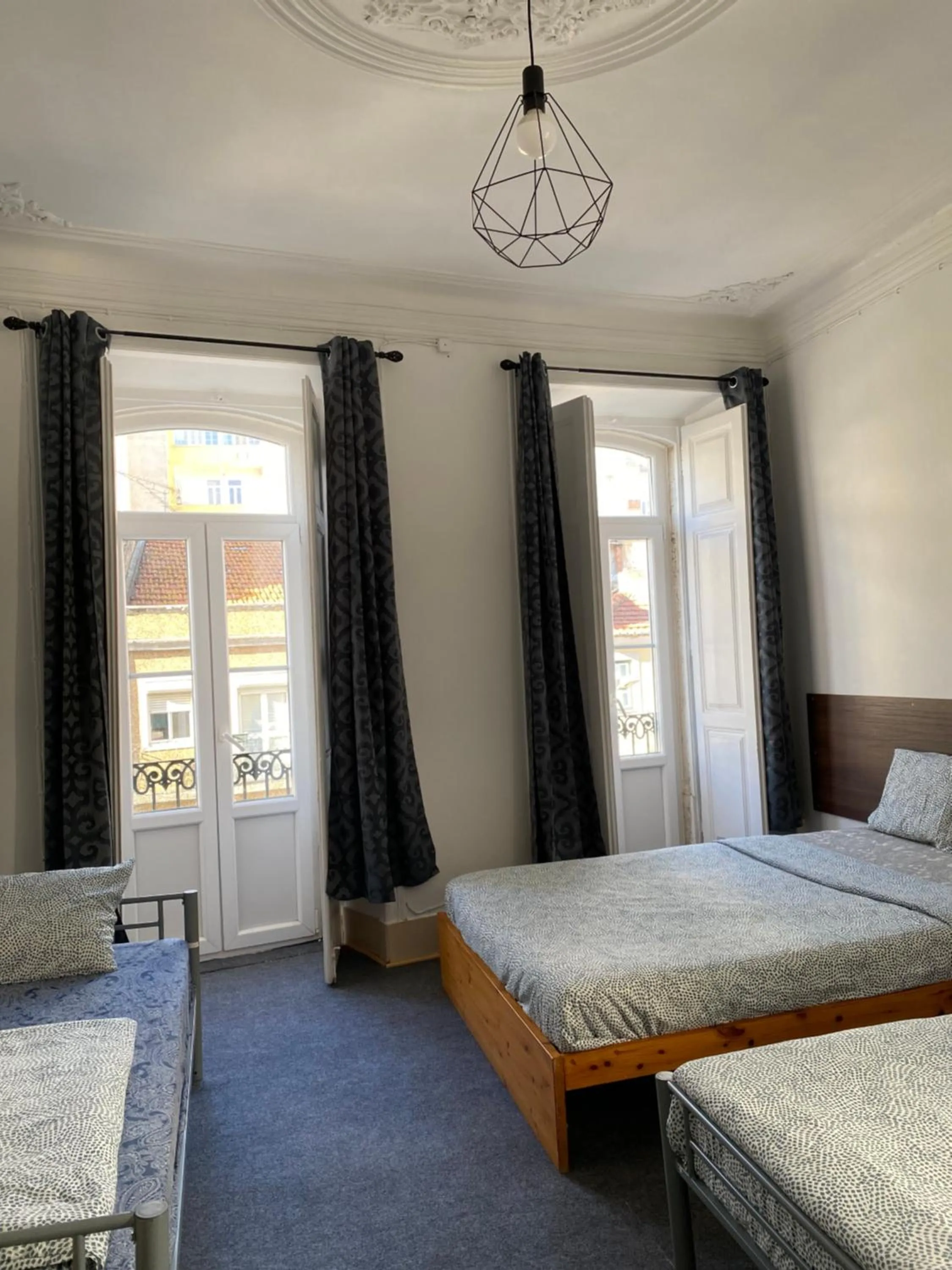 Bed in Sri-Indo Guest House