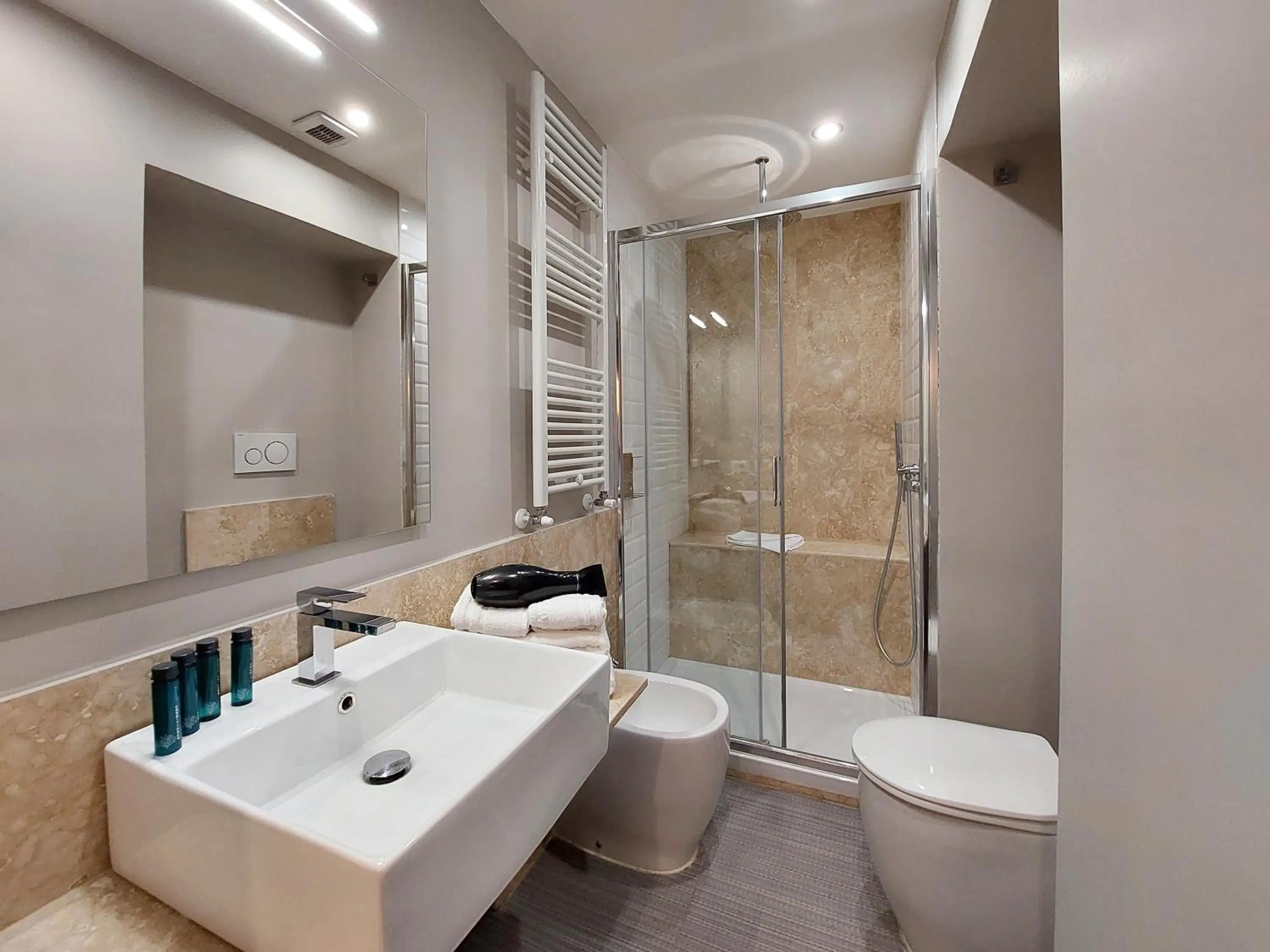 Bathroom in Vico Fashion District