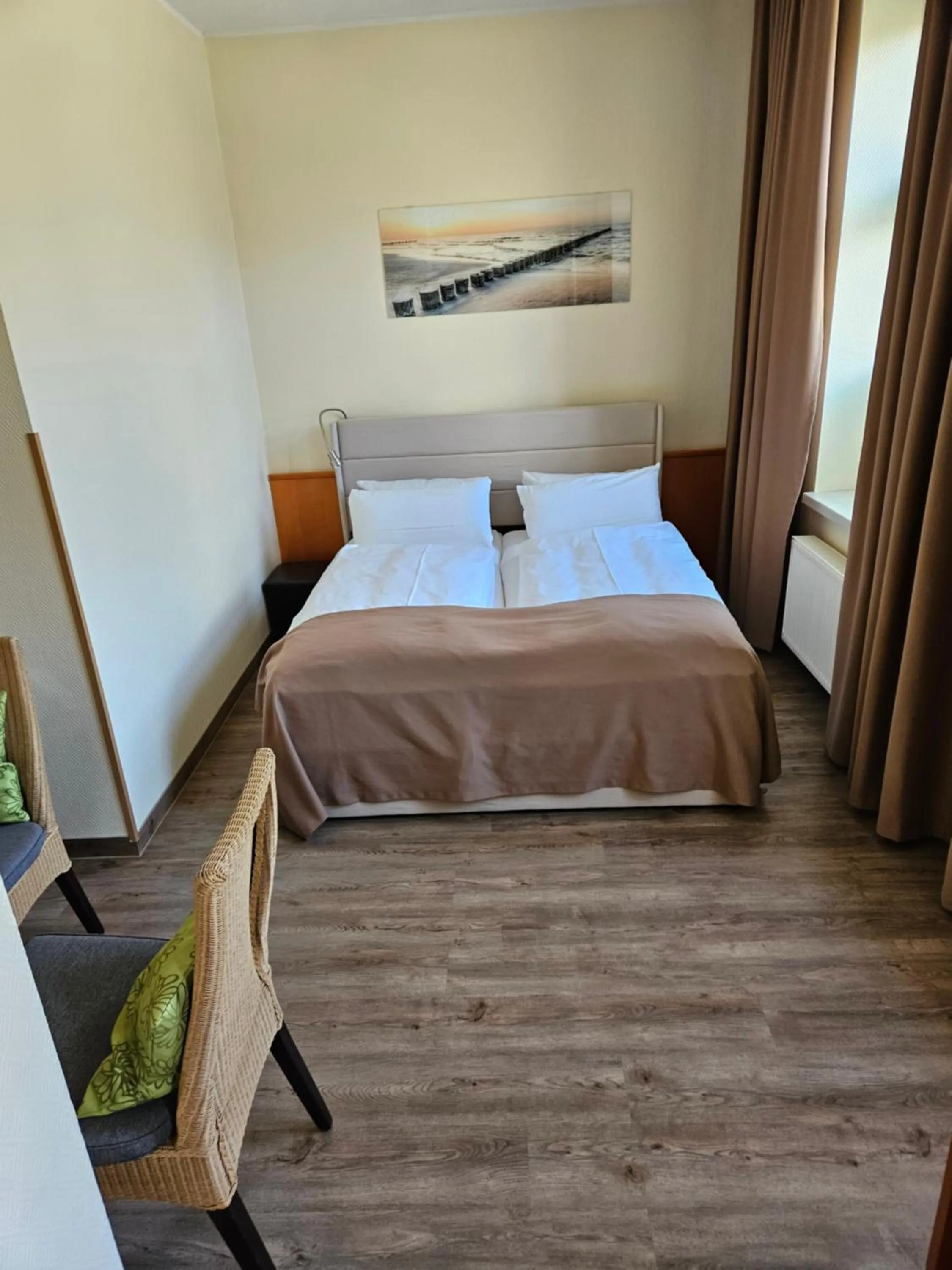 Bedroom, Bed in Parkhotel del Mar