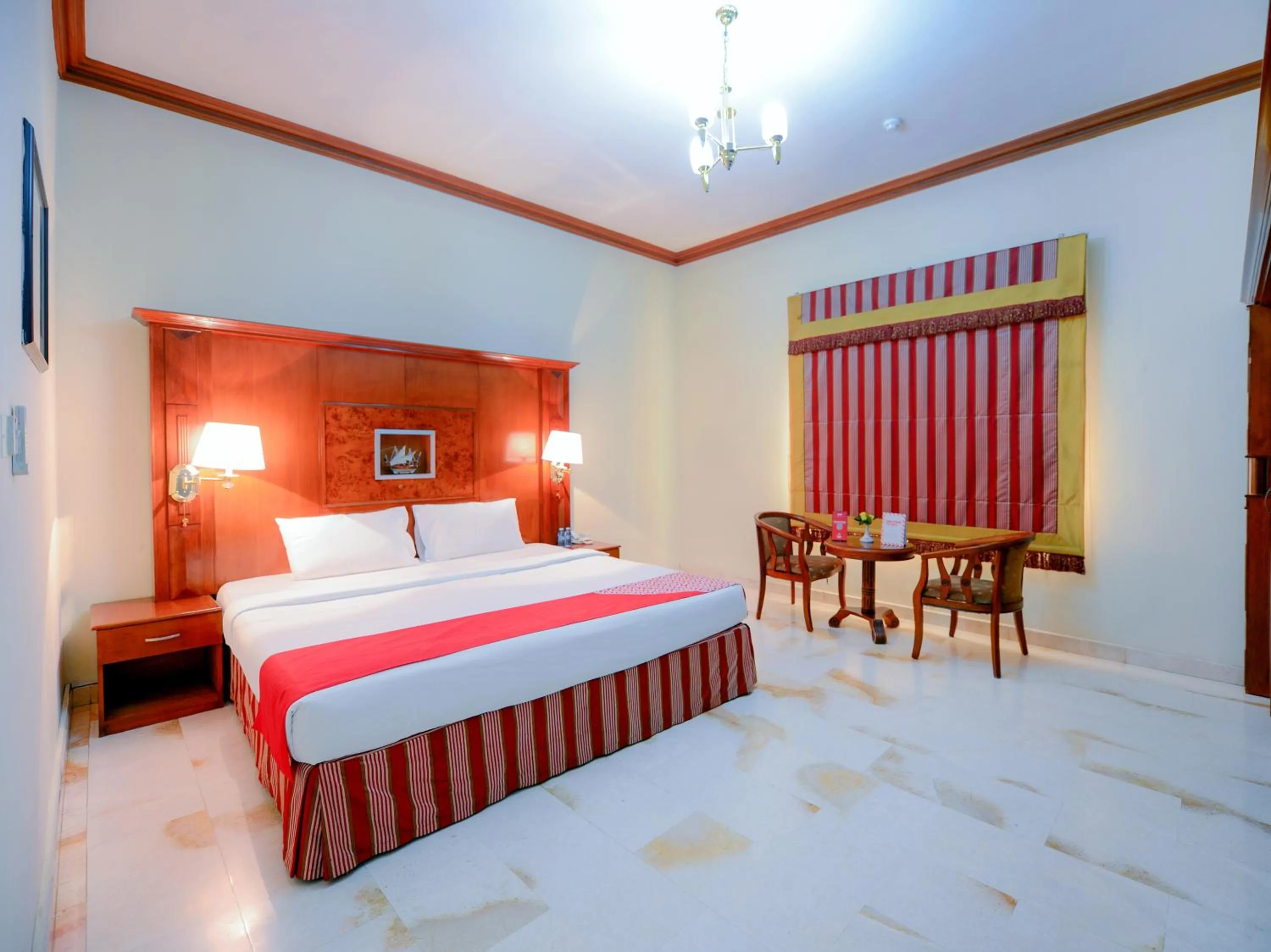 Bedroom in Hotel Golden Oasis