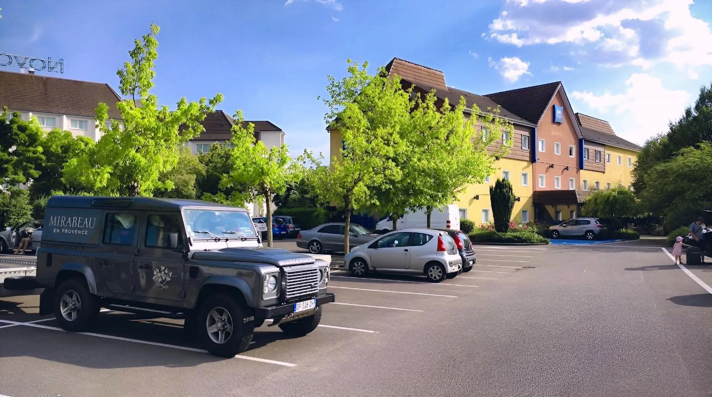 Parking in ibis Budget Beaune