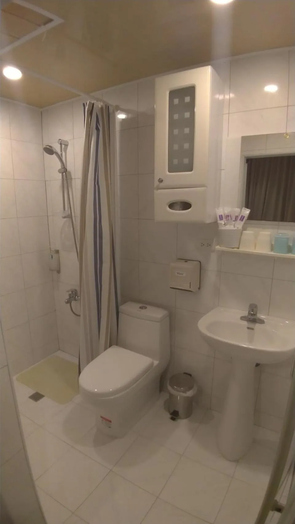 Bathroom in Kenting Heng-Chung Art Hostel