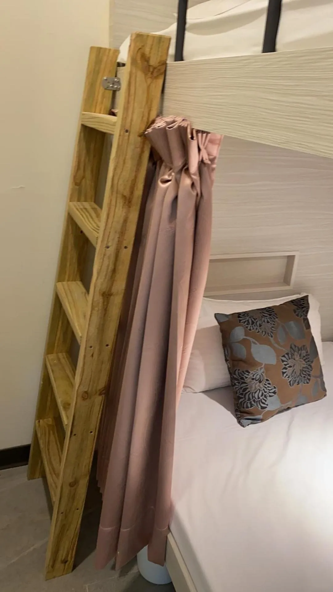 Bed in Kenting Heng-Chung Art Hostel