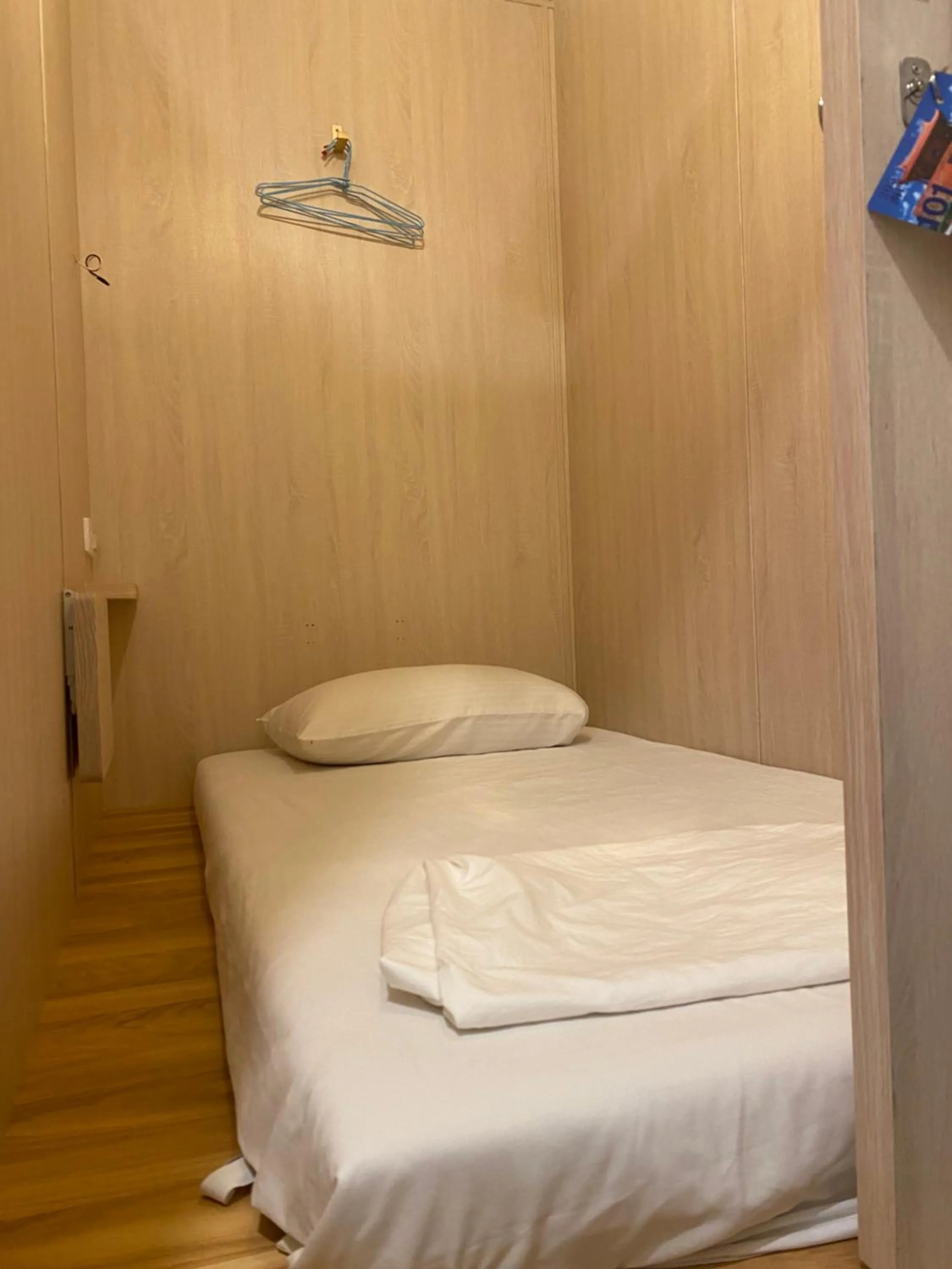 Bed in Kenting Heng-Chung Art Hostel