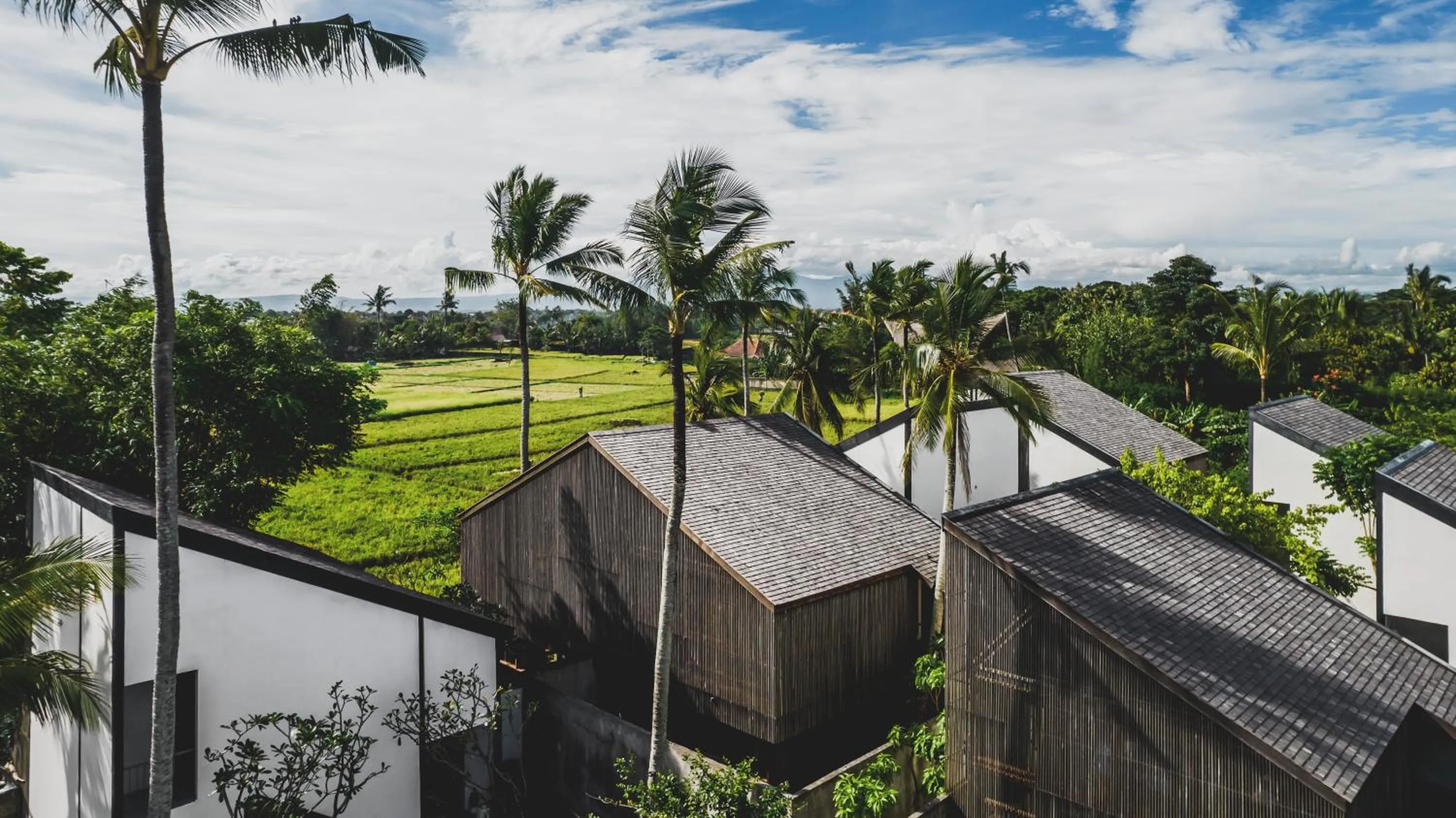 Property building in The Saren