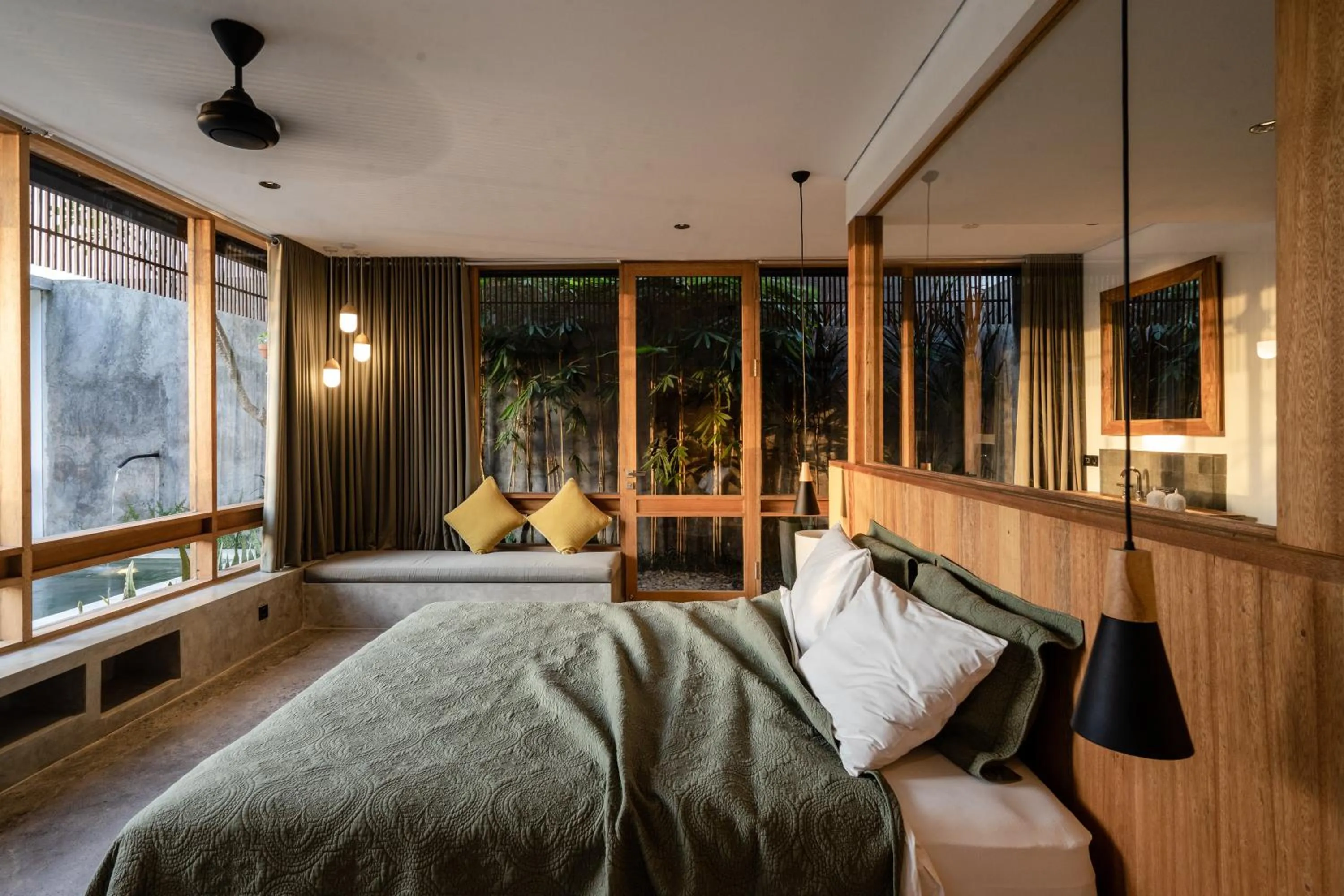 Bedroom, Bed in The Saren