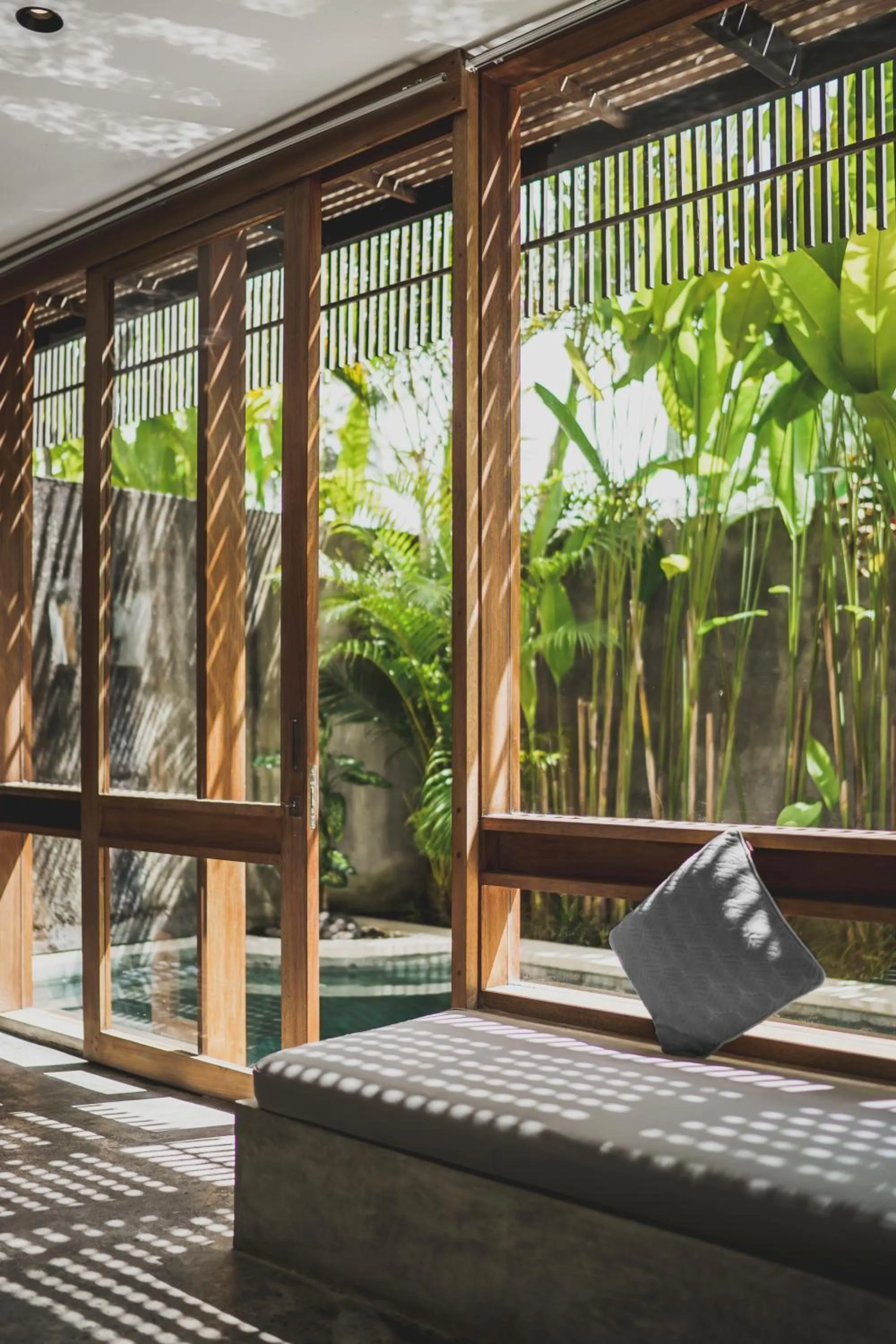 Pool view in The Saren