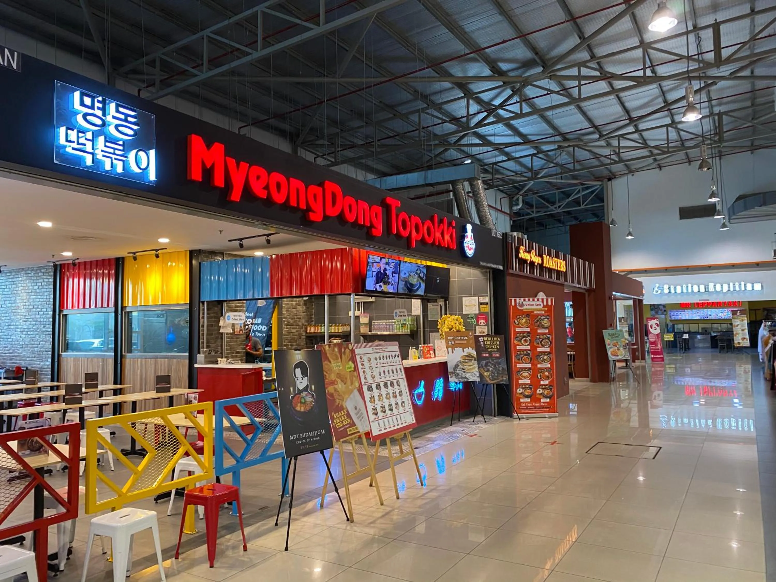 Restaurant/places to eat in Terminal VIP Lounge @ Near KLIA Sepang