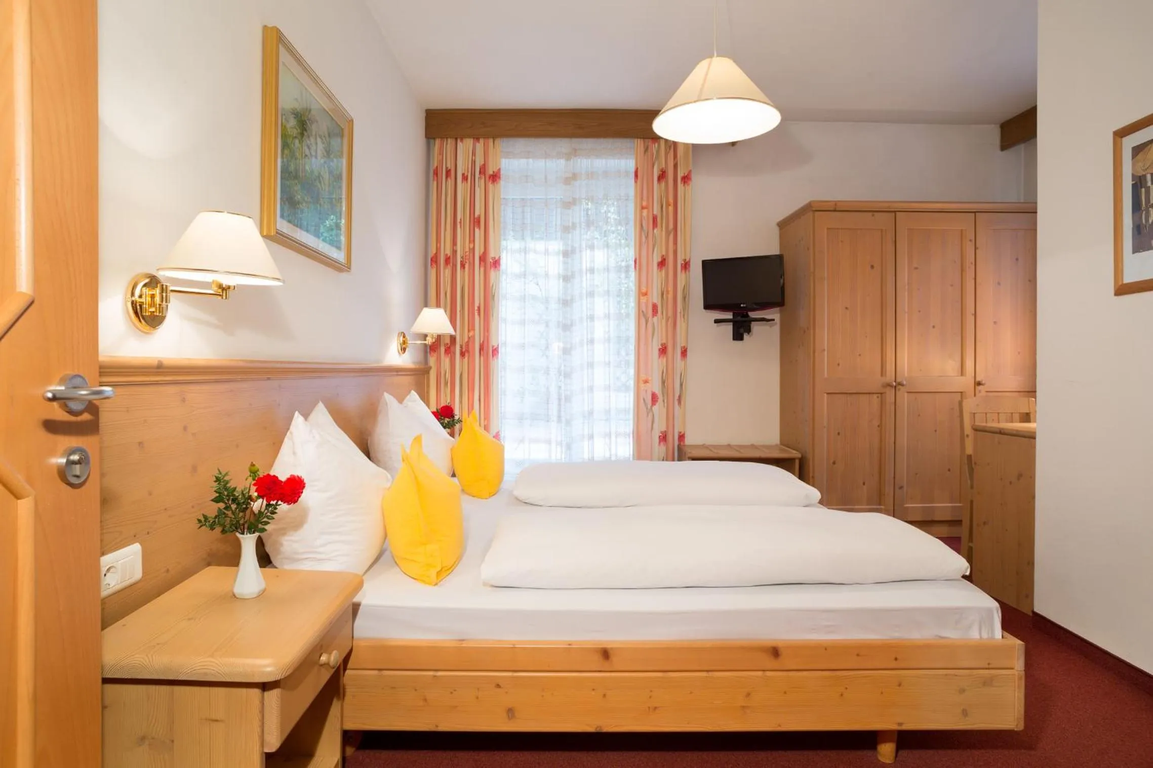 Bed in Hotel Gruberhof