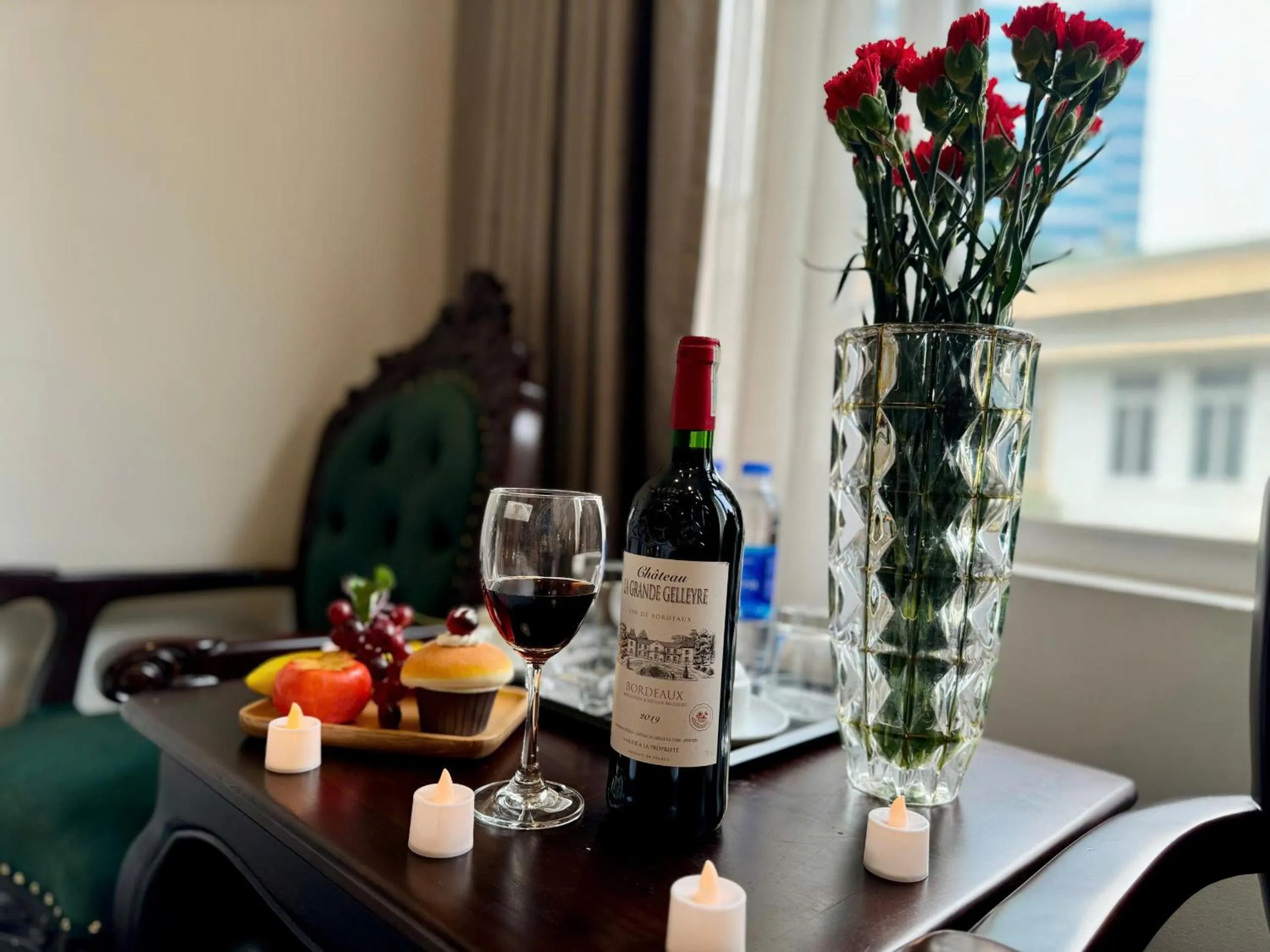 Food and drinks in Hoàng Gia Hotel Nhân Hòa