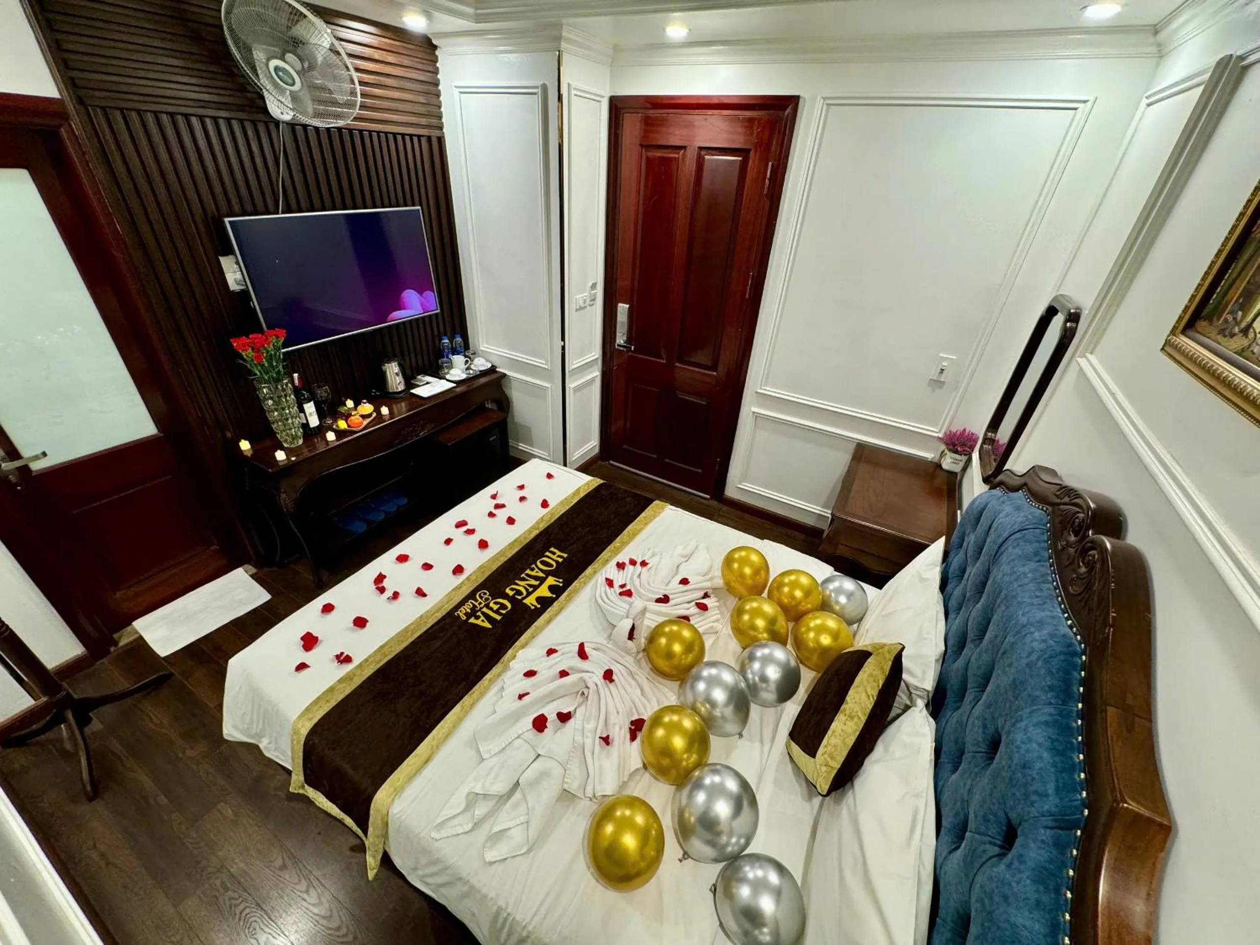 Bed in Hoàng Gia Hotel Nhân Hòa