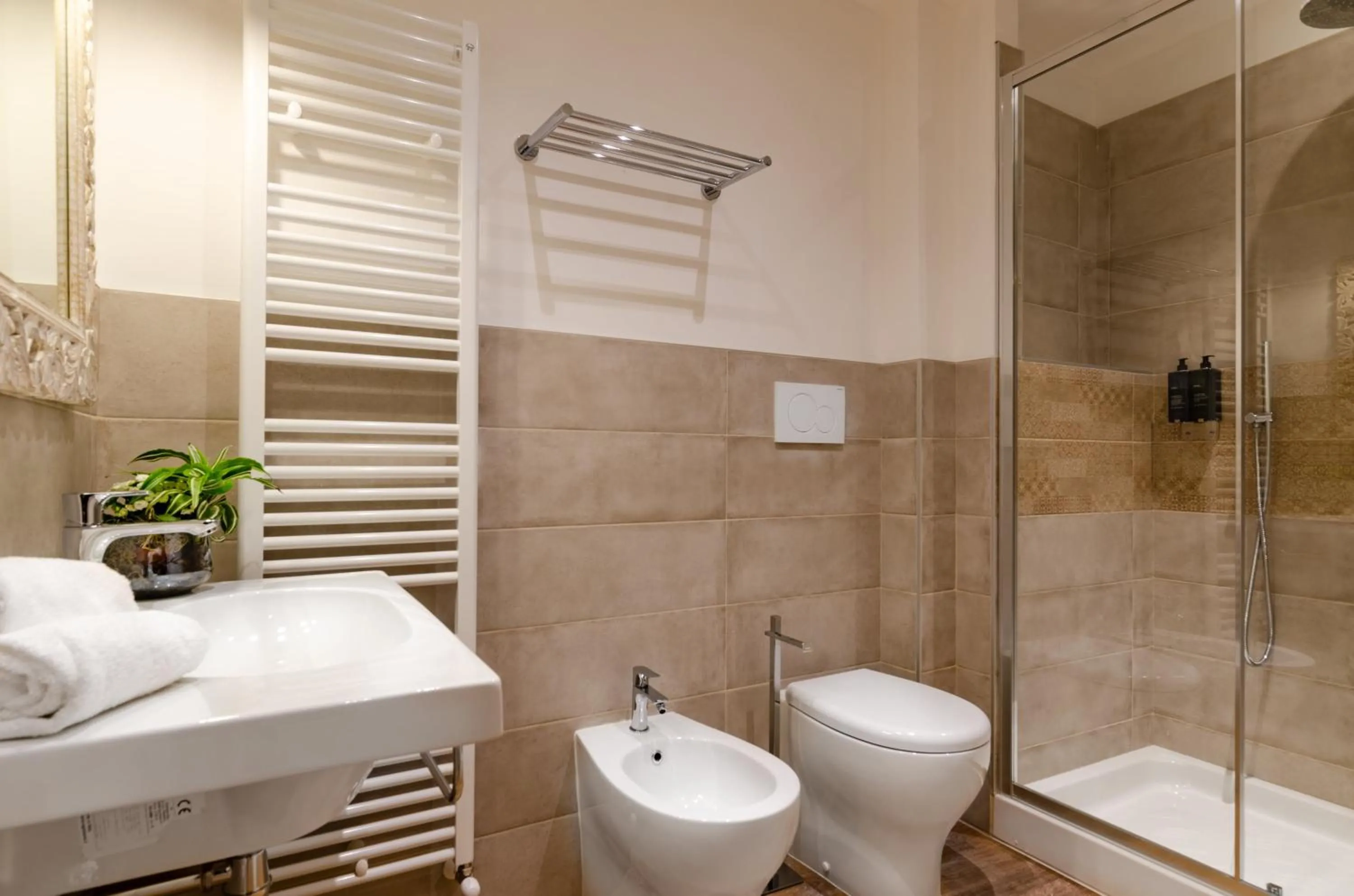 Bathroom in Il giardino di Pantaneto Residenza D'Epoca