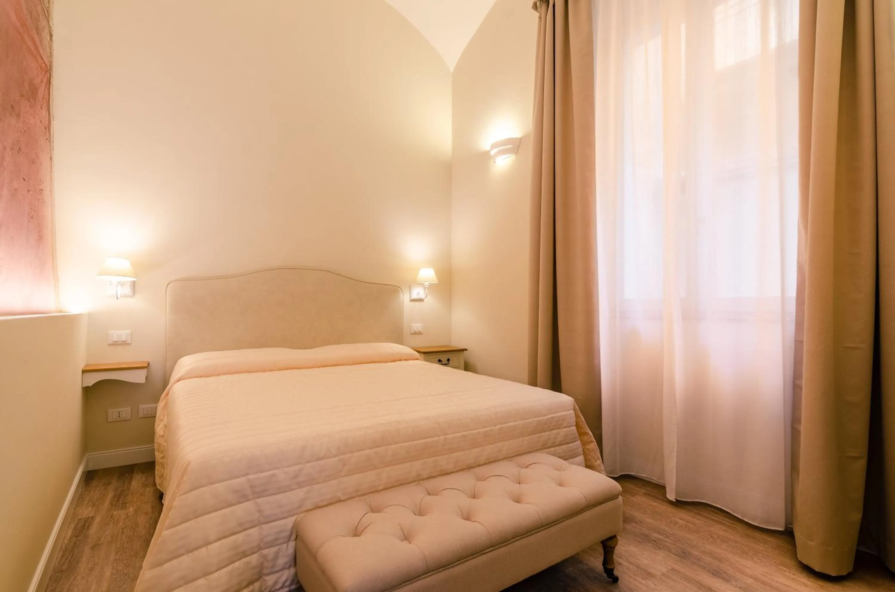 Photo of the whole room, Bed in Il giardino di Pantaneto Residenza D'Epoca