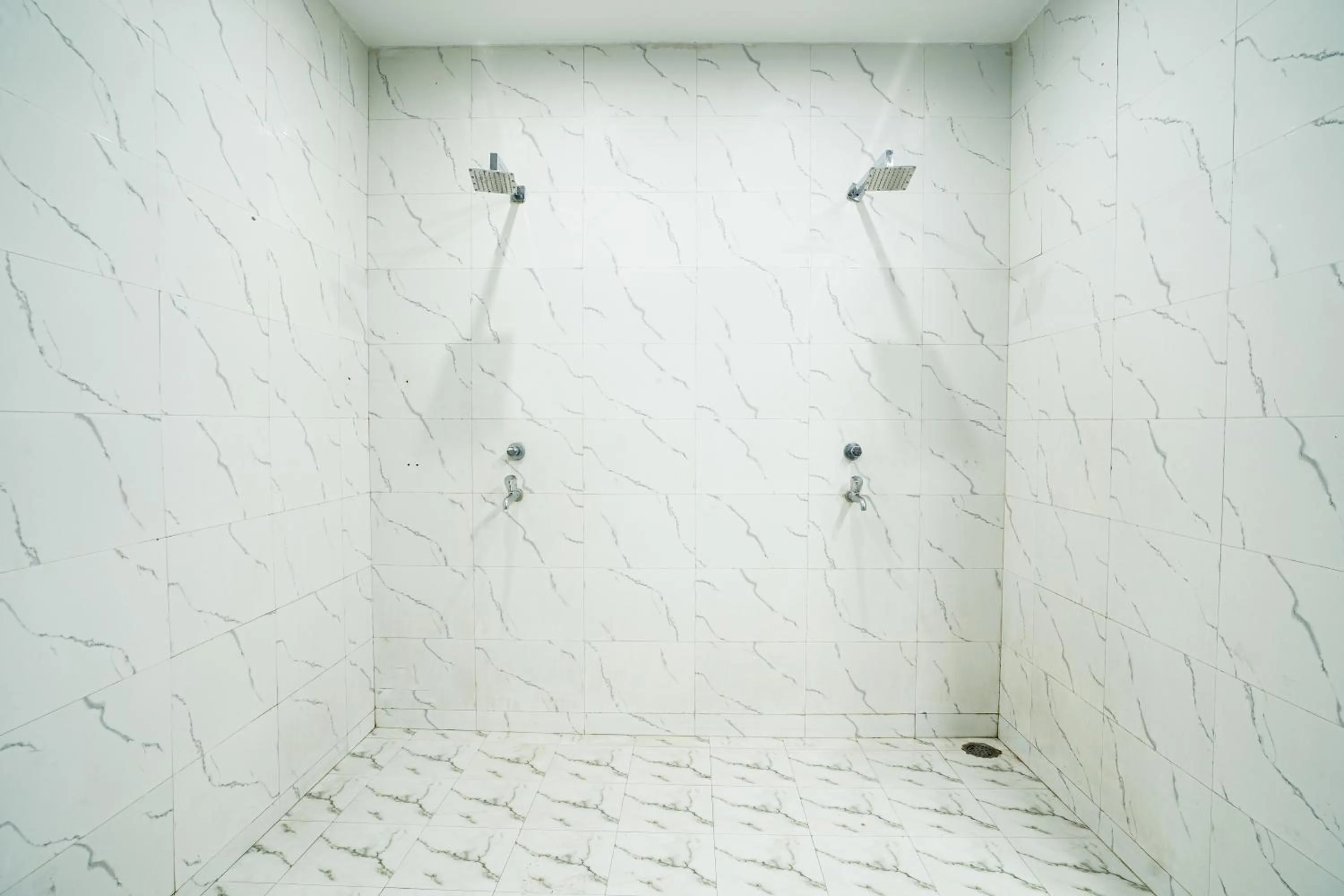 Shower in The Grand Shiva Resort and Spa