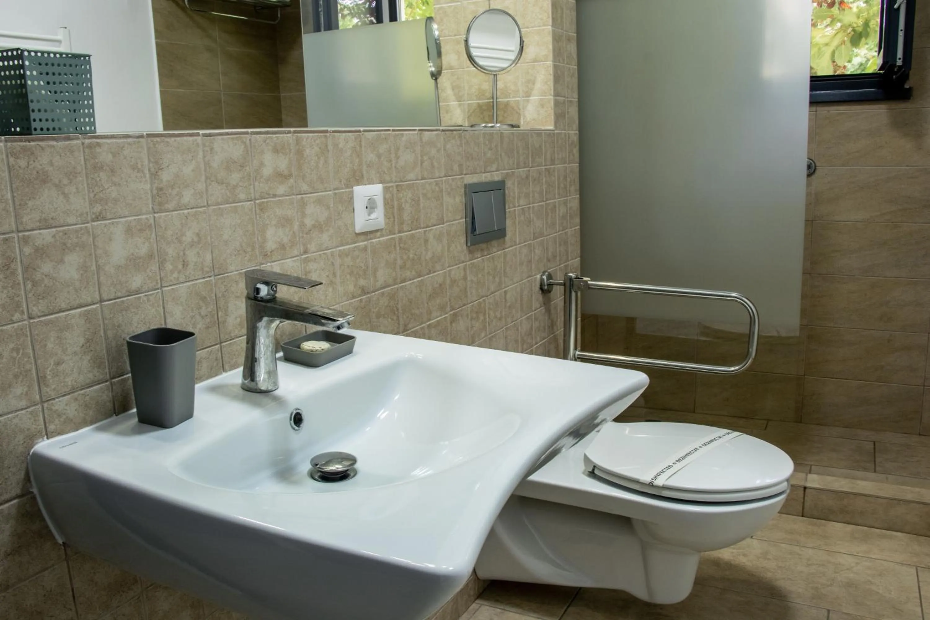 Shower in Clement Apartments