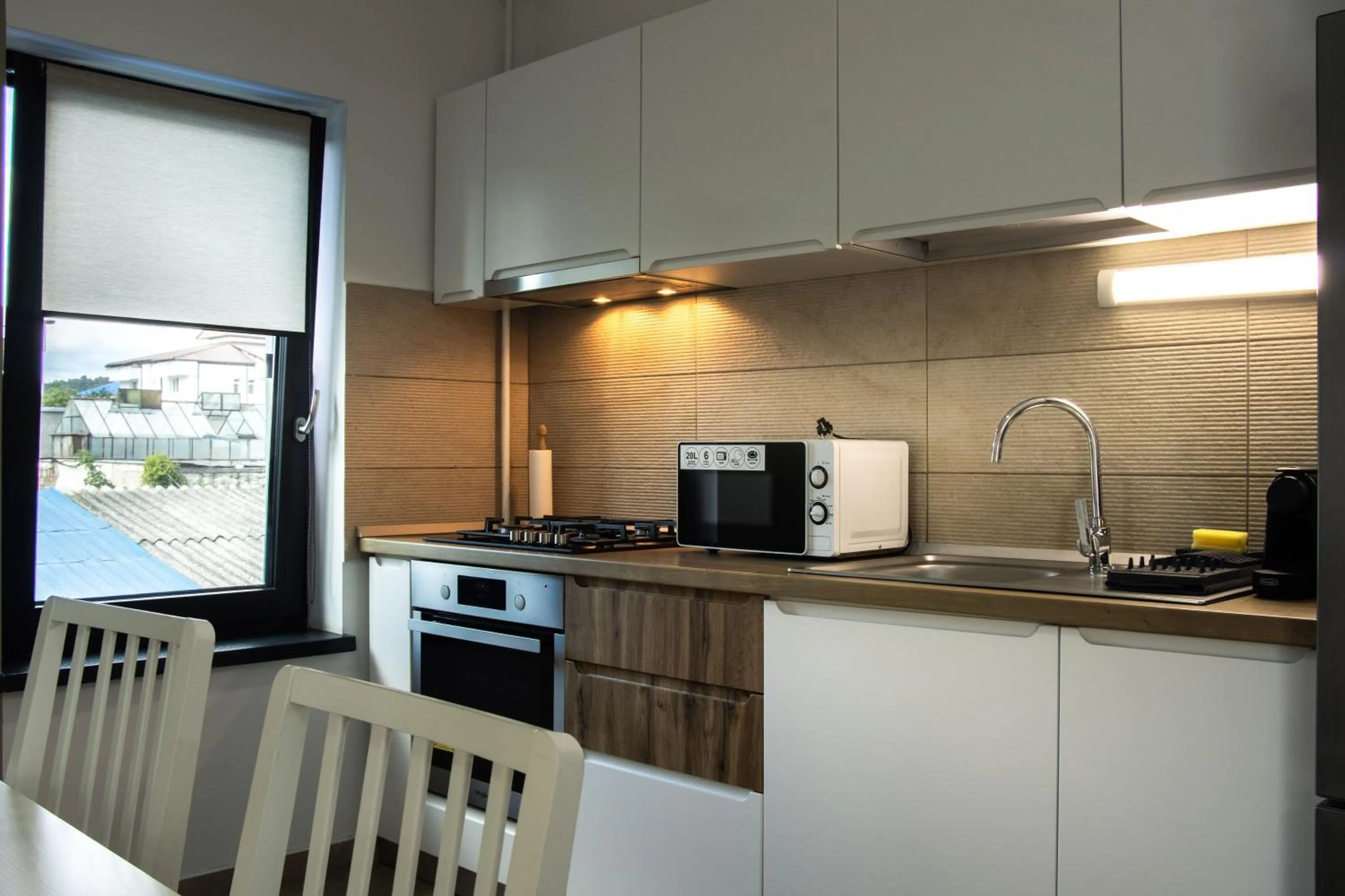 Coffee/tea facilities in Clement Apartments