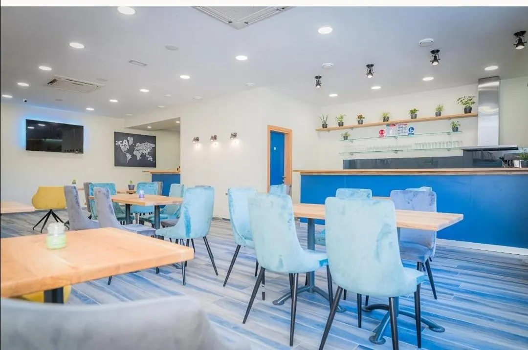AI HOSTEL