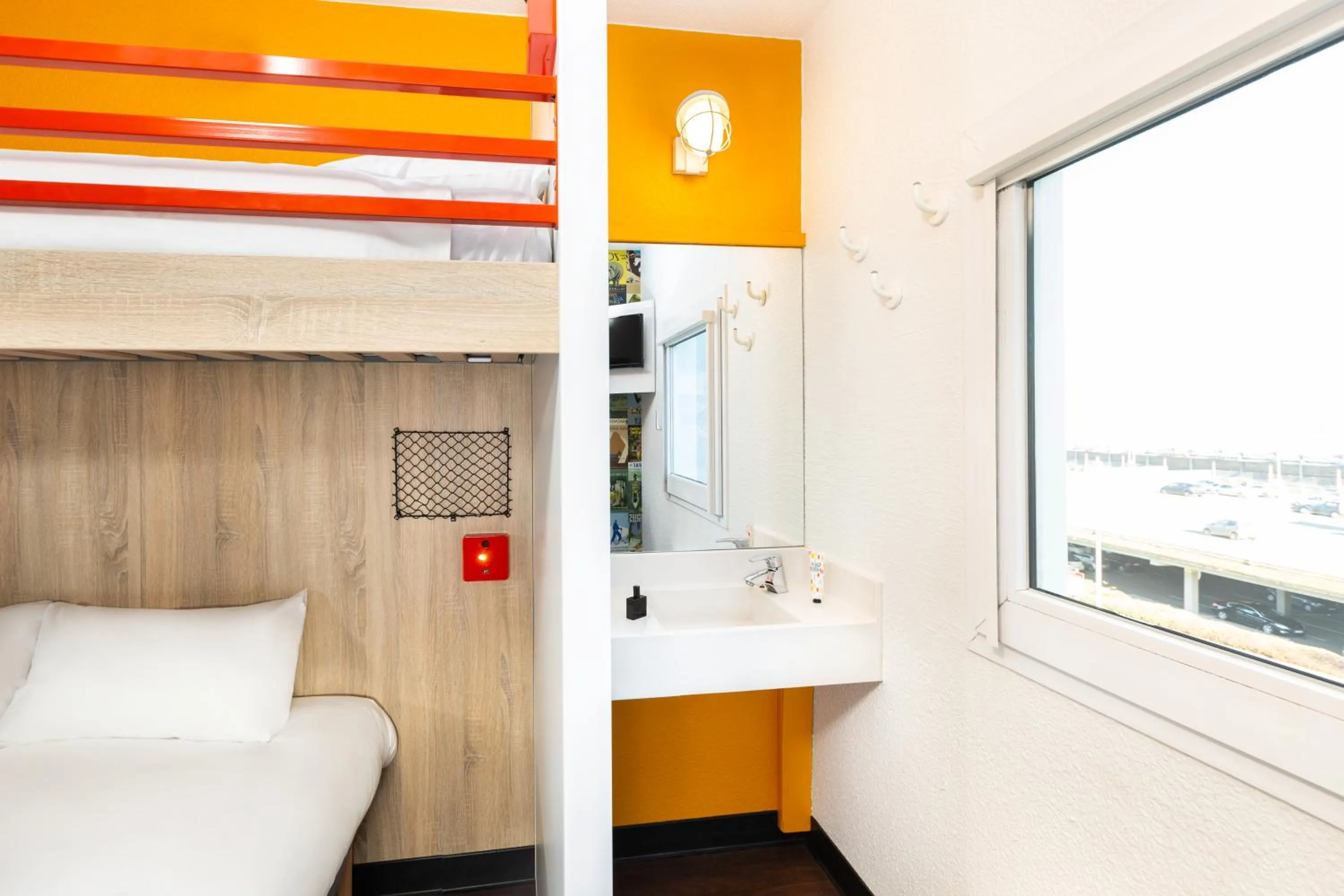 Bed in hotelF1 Cholet