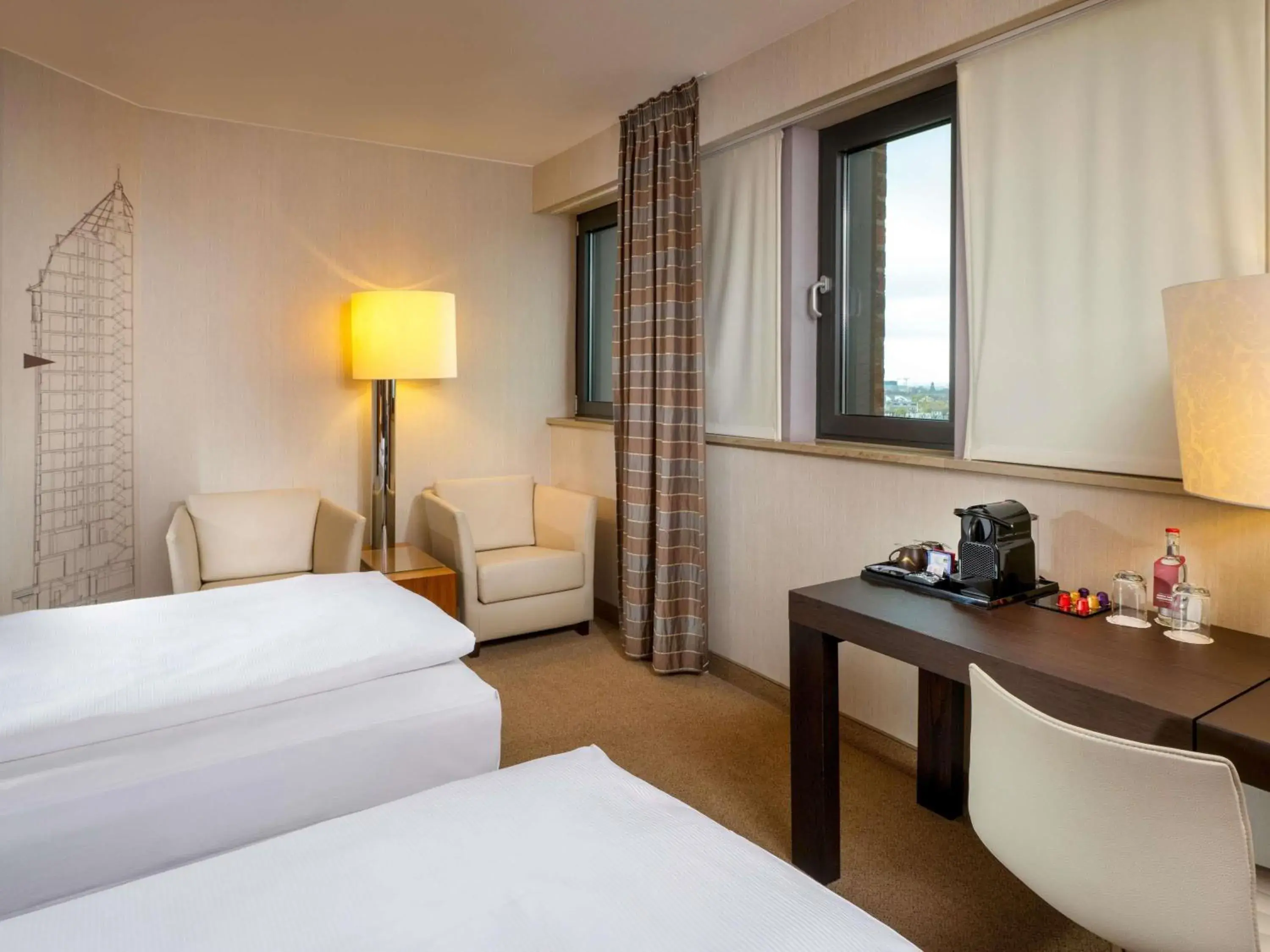 Superior Twin Room - single occupancy in MÖVENPICK Hotel Hamburg City Superior Twin Room - single occupancy in MÖVENPICK Hotel Hamburg City