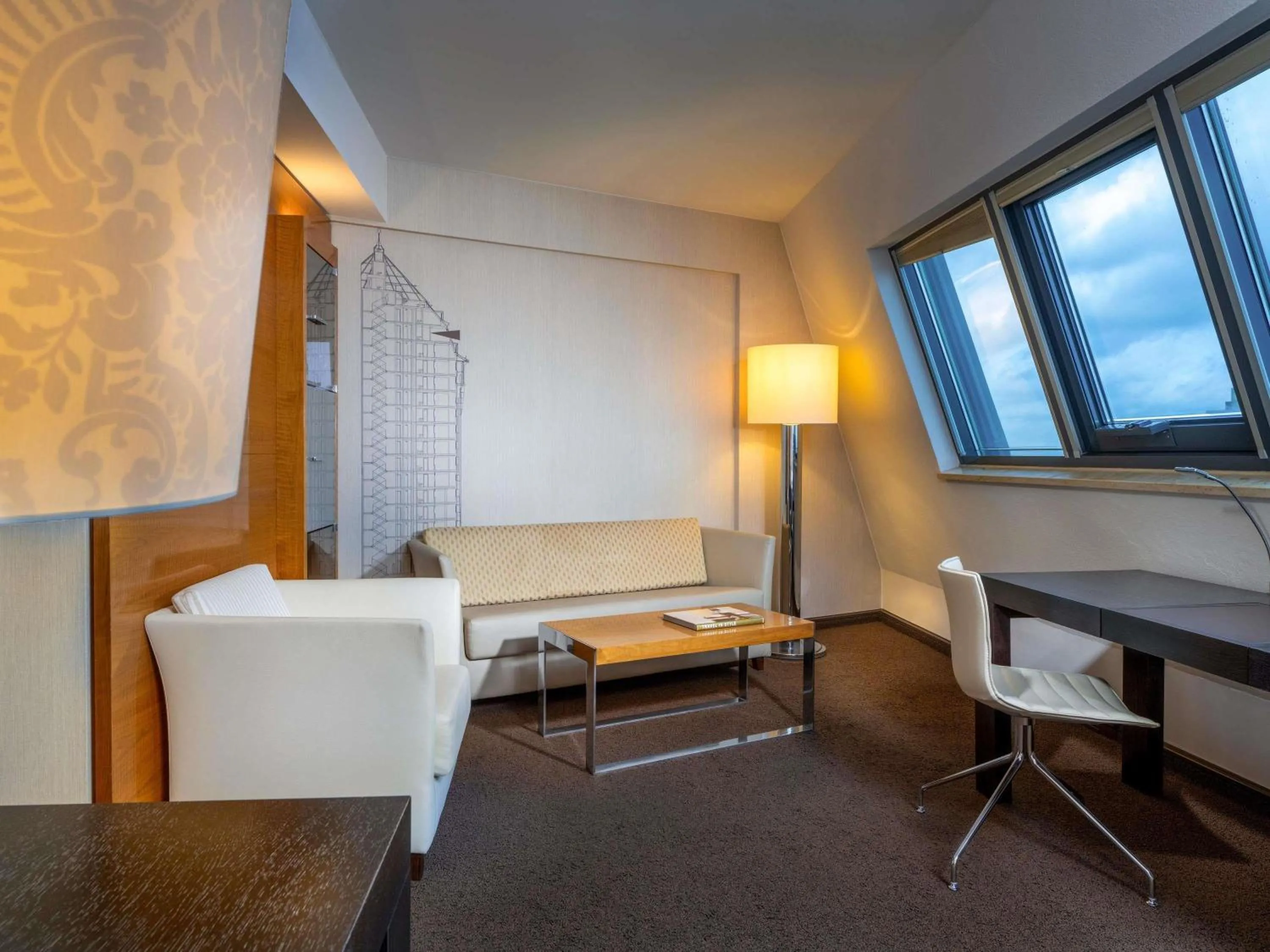 Bedroom in MÖVENPICK Hotel Hamburg City