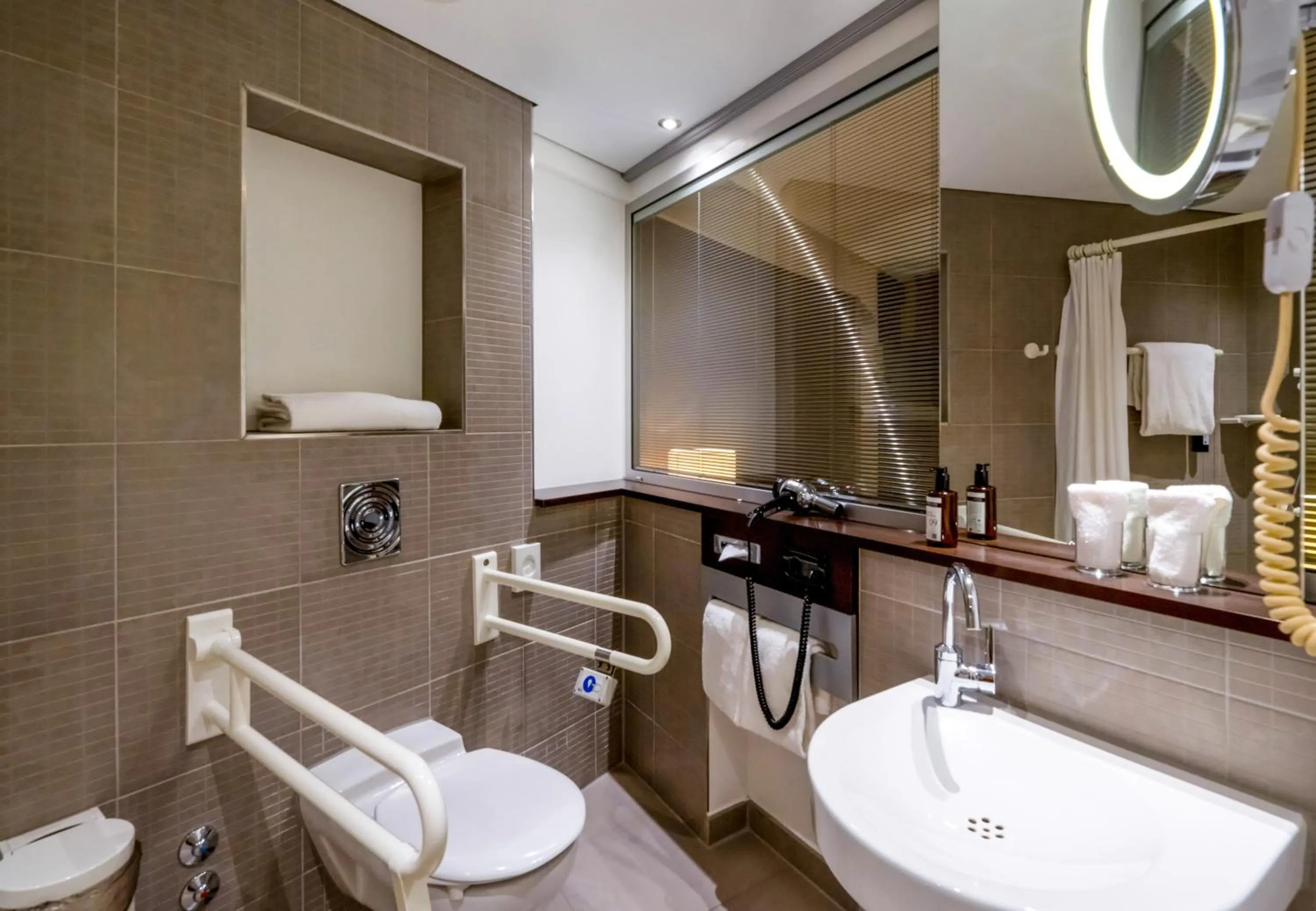 Toilet in MÖVENPICK Hotel Hamburg City