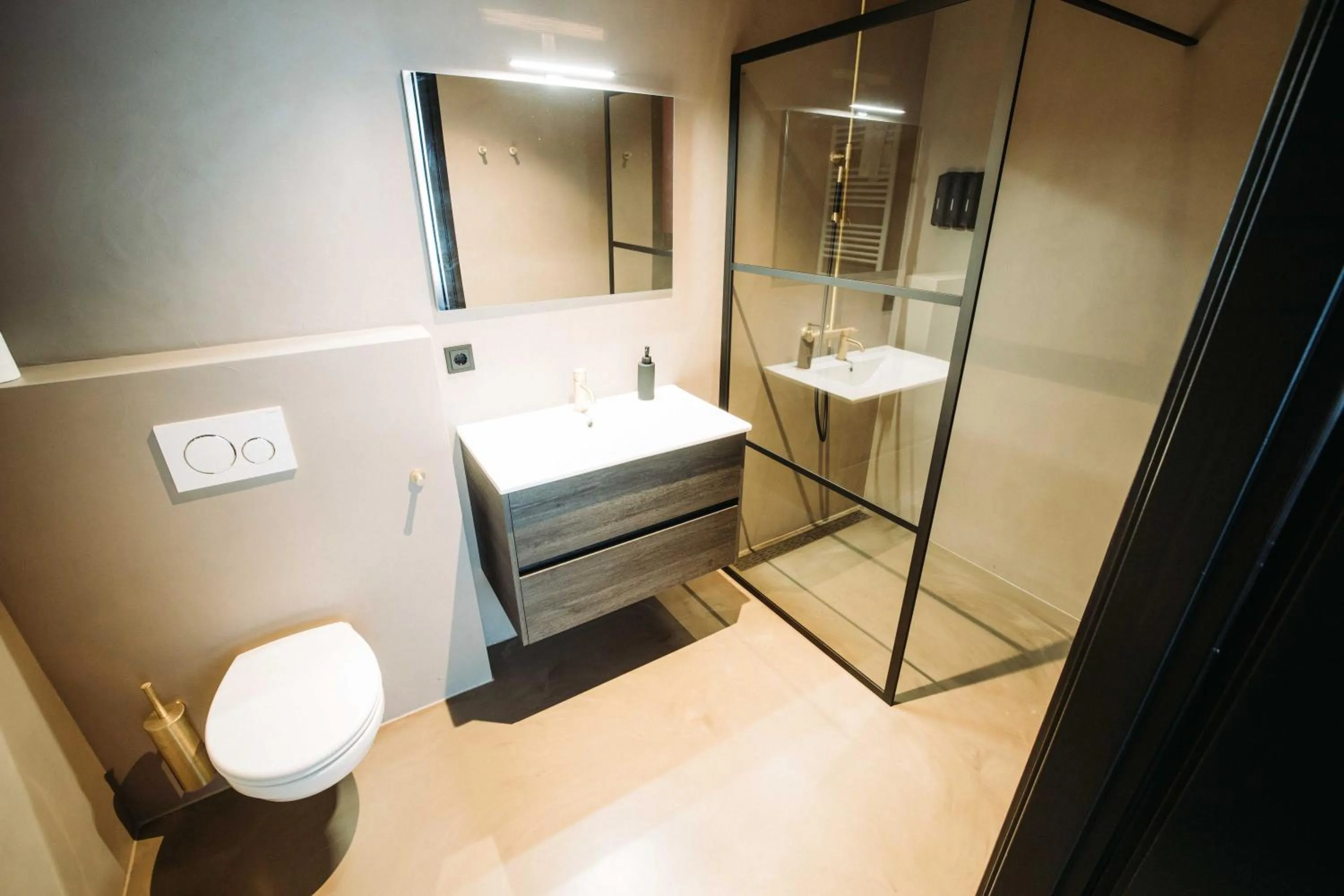 Shower in Boutique Hotel Lupo