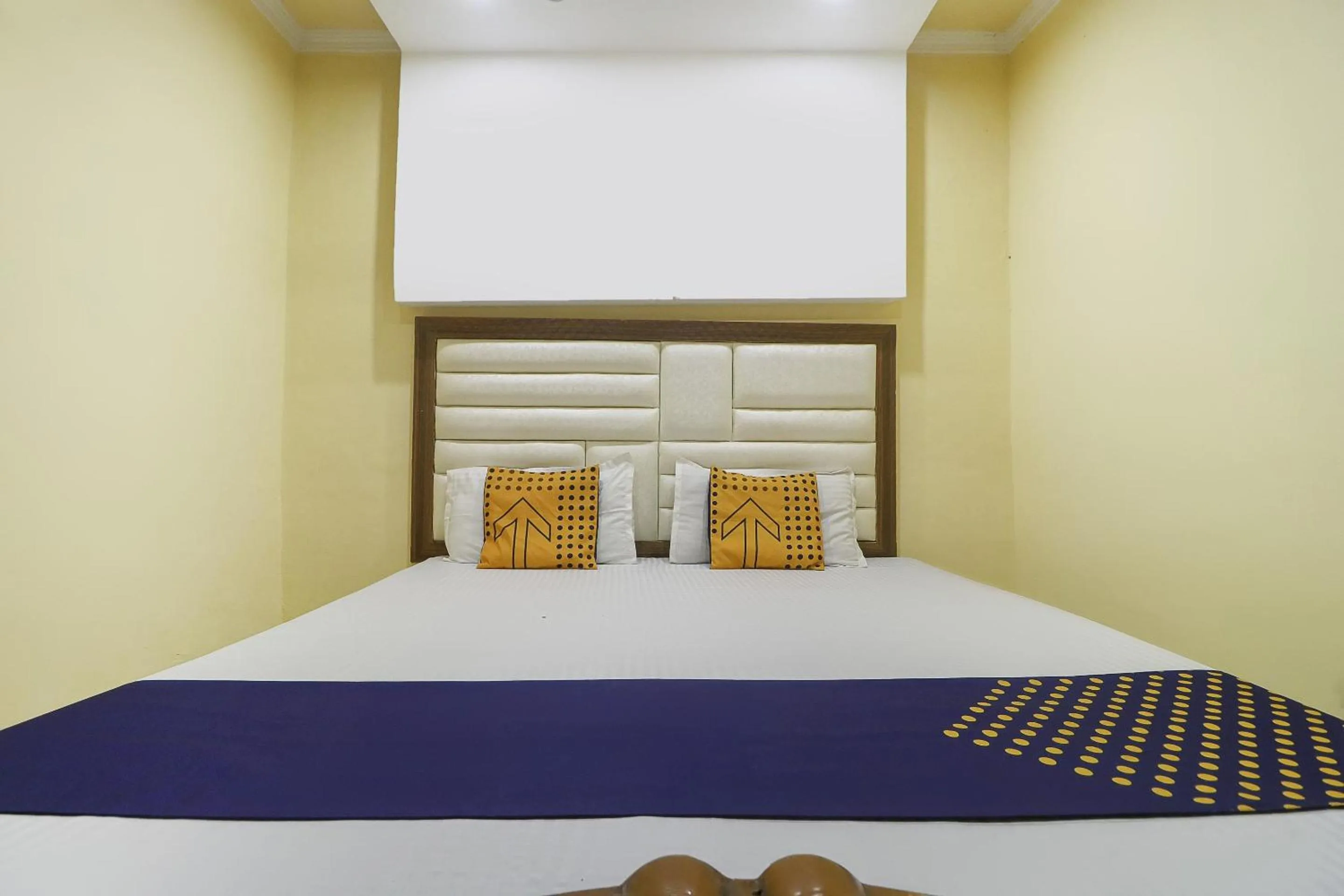 Bedroom in Hotel Star Inn