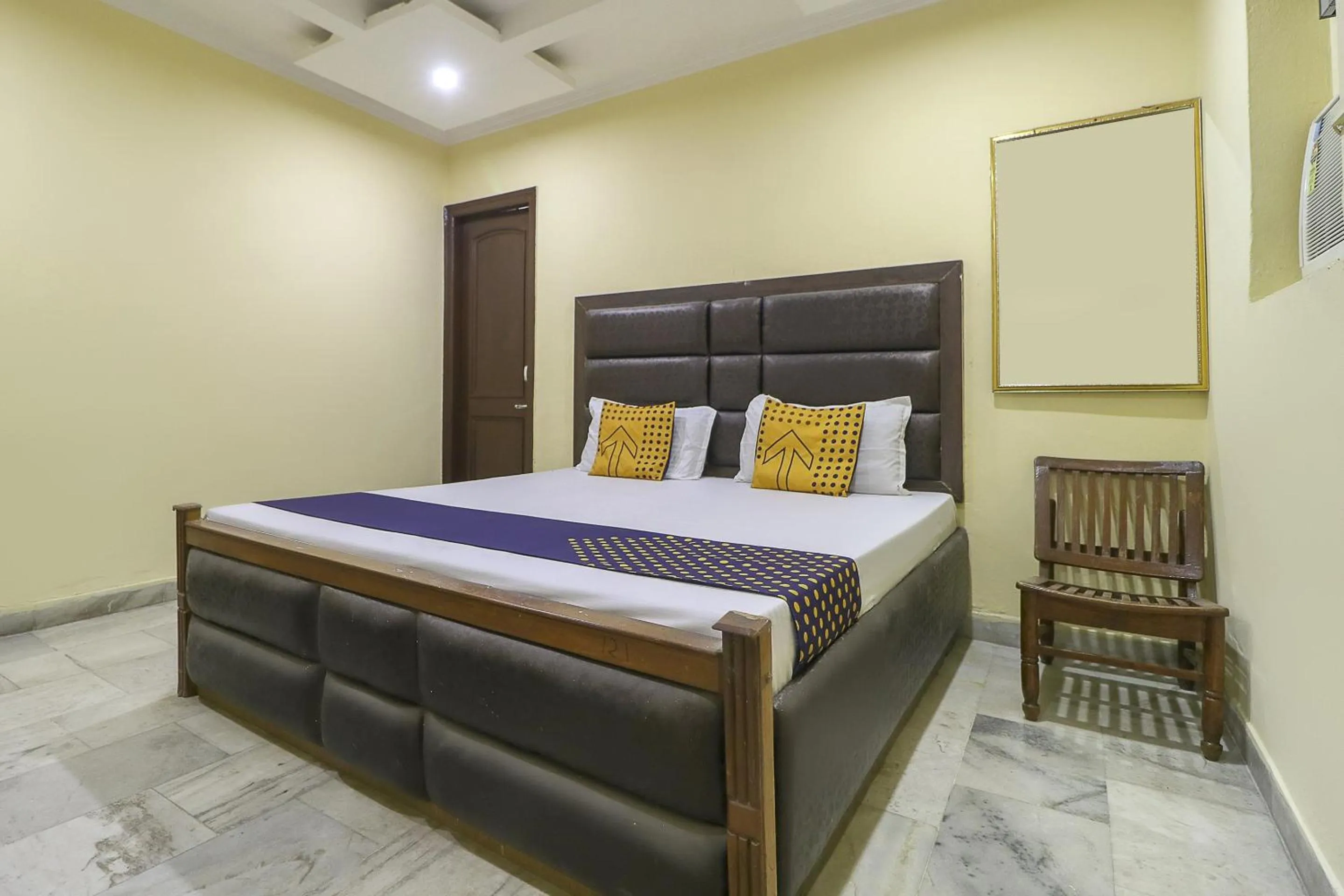 Facade/entrance in Hotel Star Inn