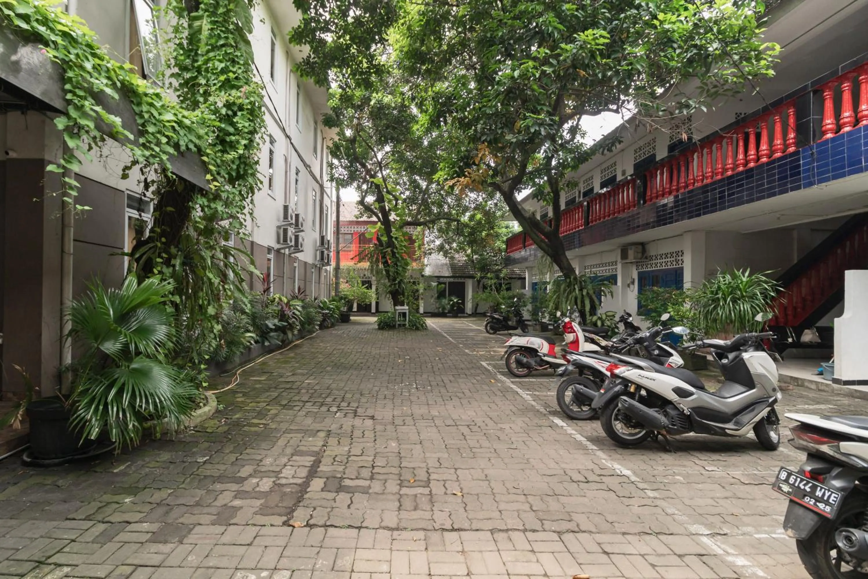 Urbanview Hotel Minongga Pondok Labu by RedDoorz