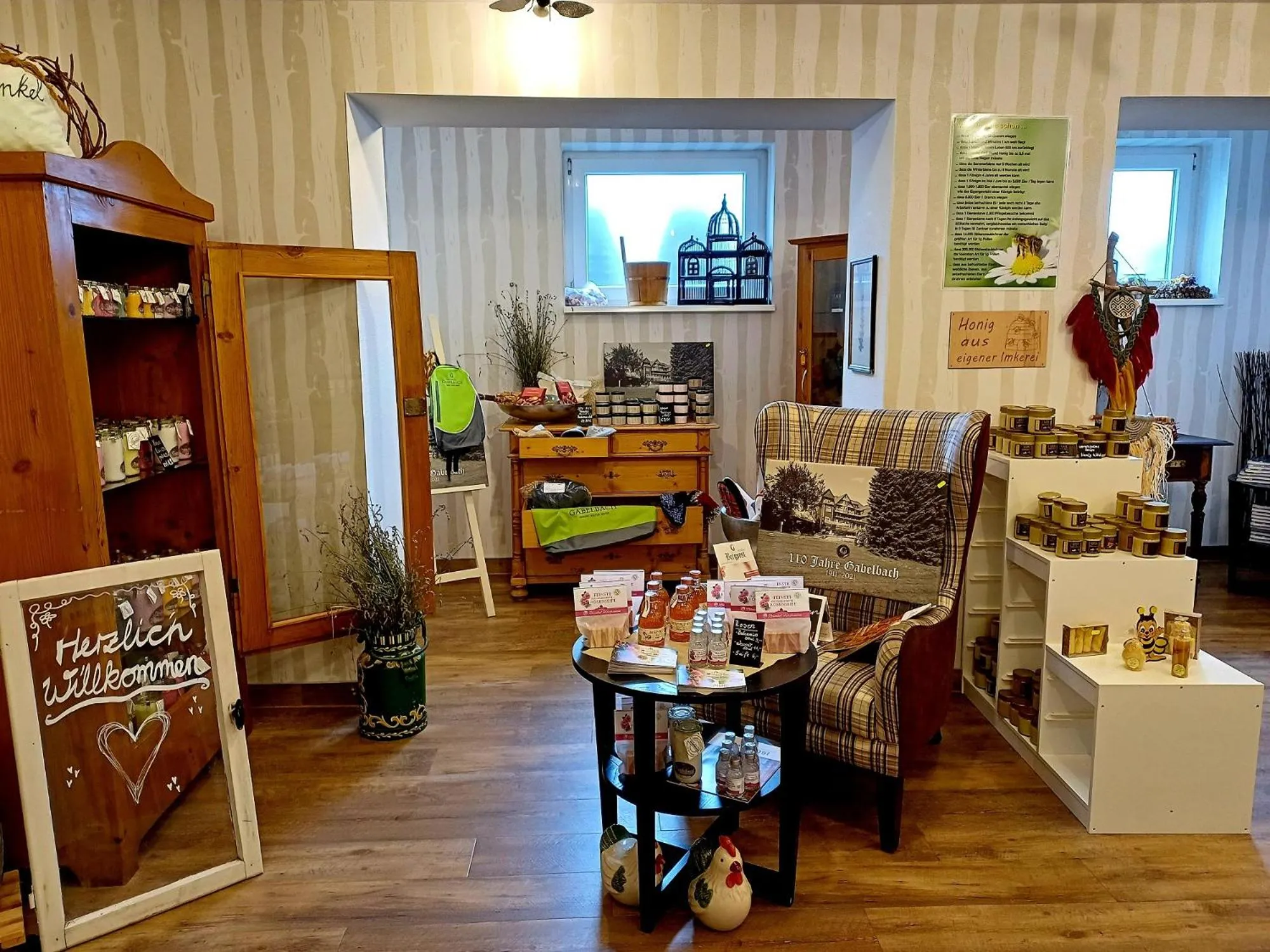 Shopping Area in BERG & SPA HOTEL GABELBACH