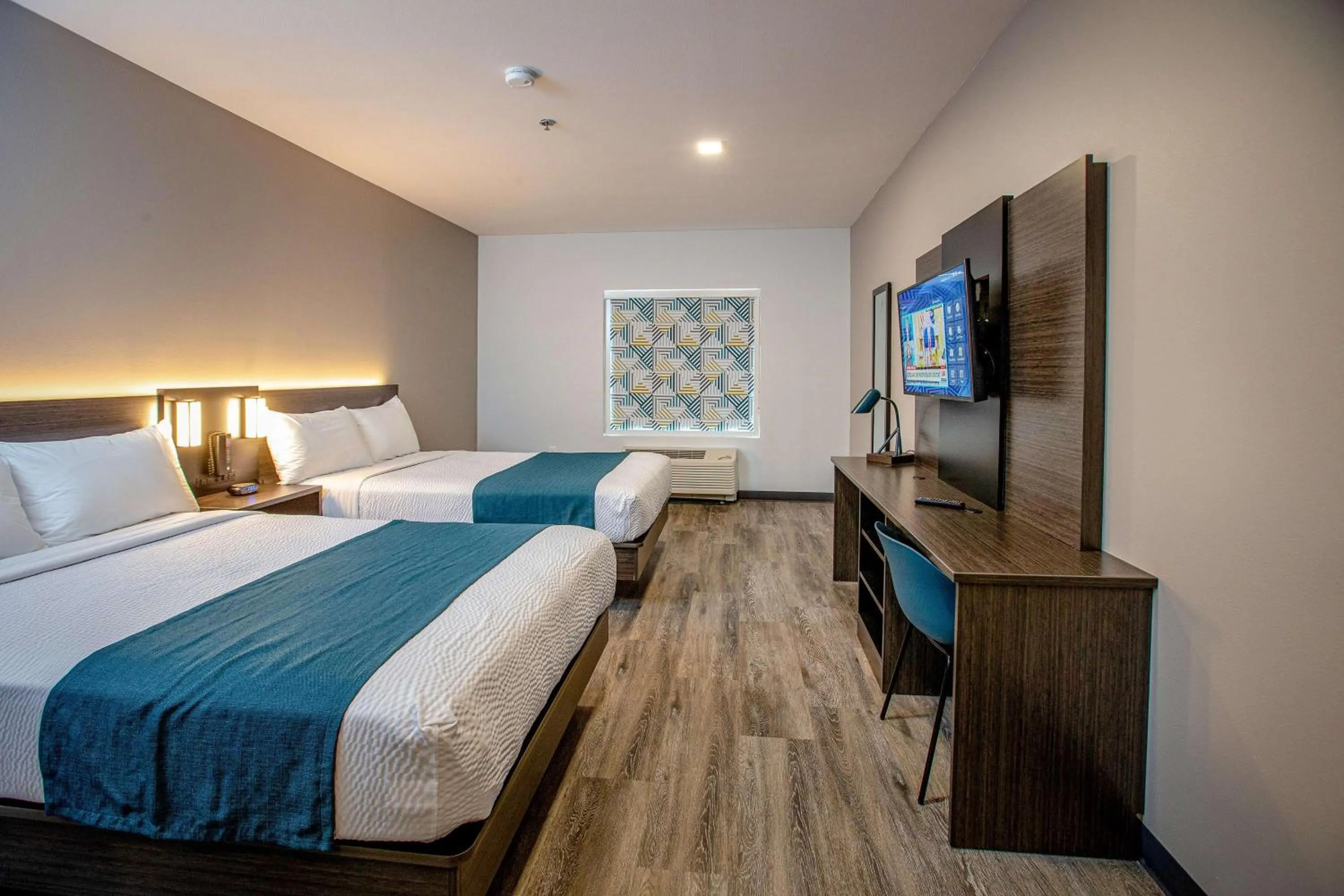 Photo of the whole room, Bed in Motel 6 North Platte, NE - East