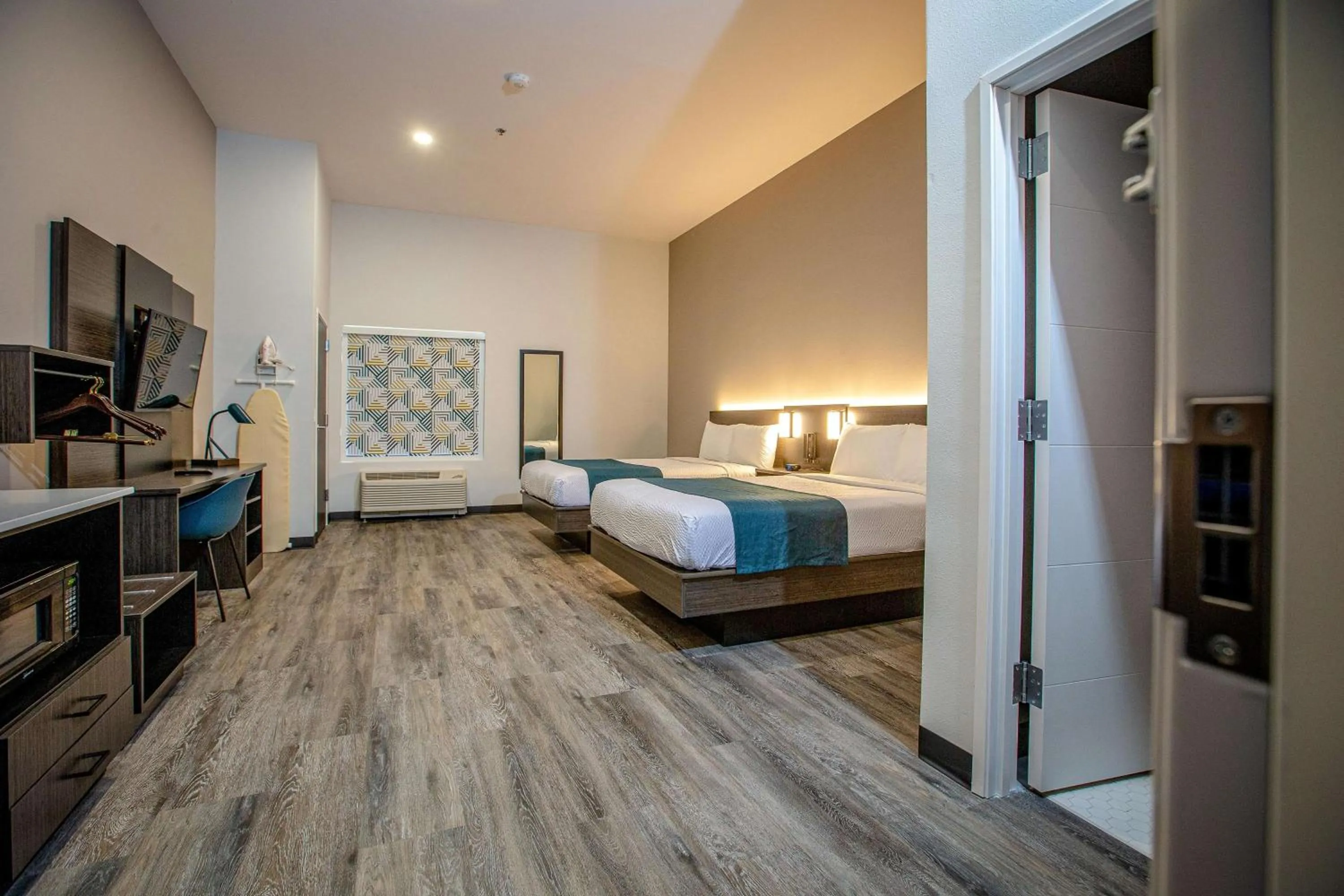 Photo of the whole room, Bed in Motel 6 North Platte, NE - East