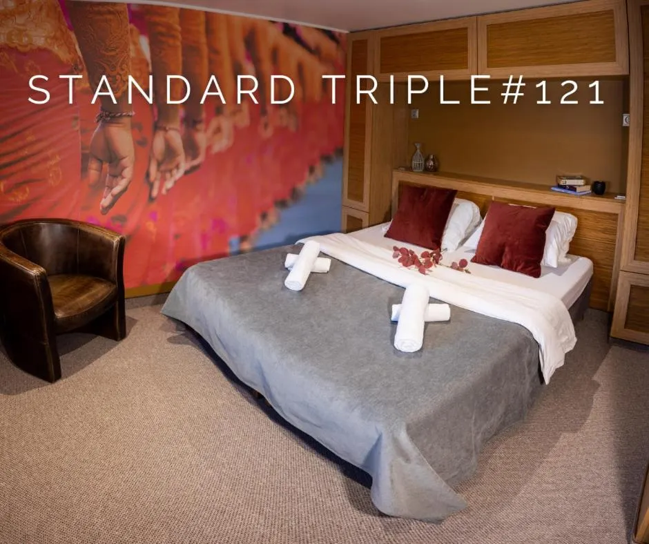 Bedroom, Bed in Botel Marina