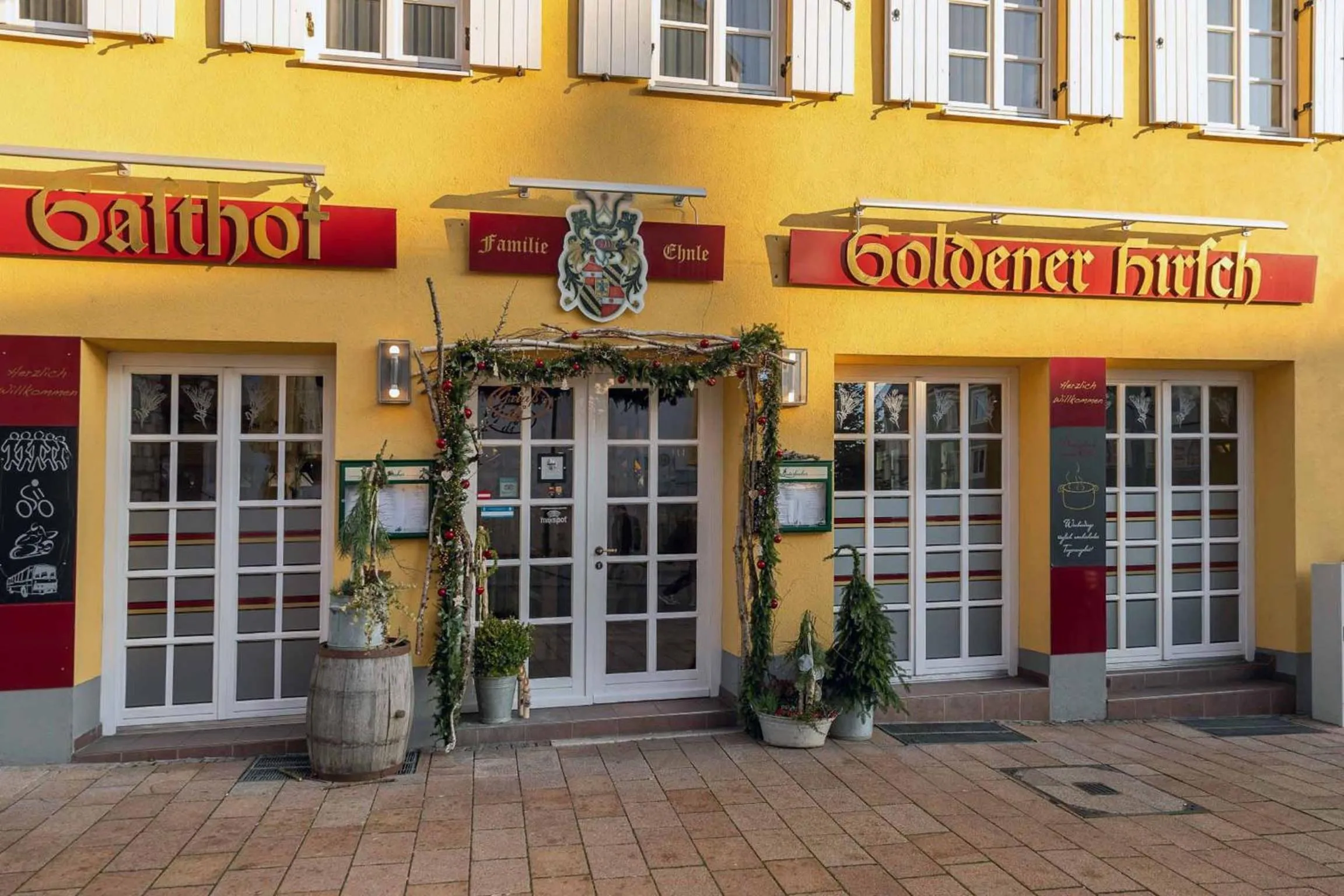 Property building in Hotel Restaurant Goldener Hirsch