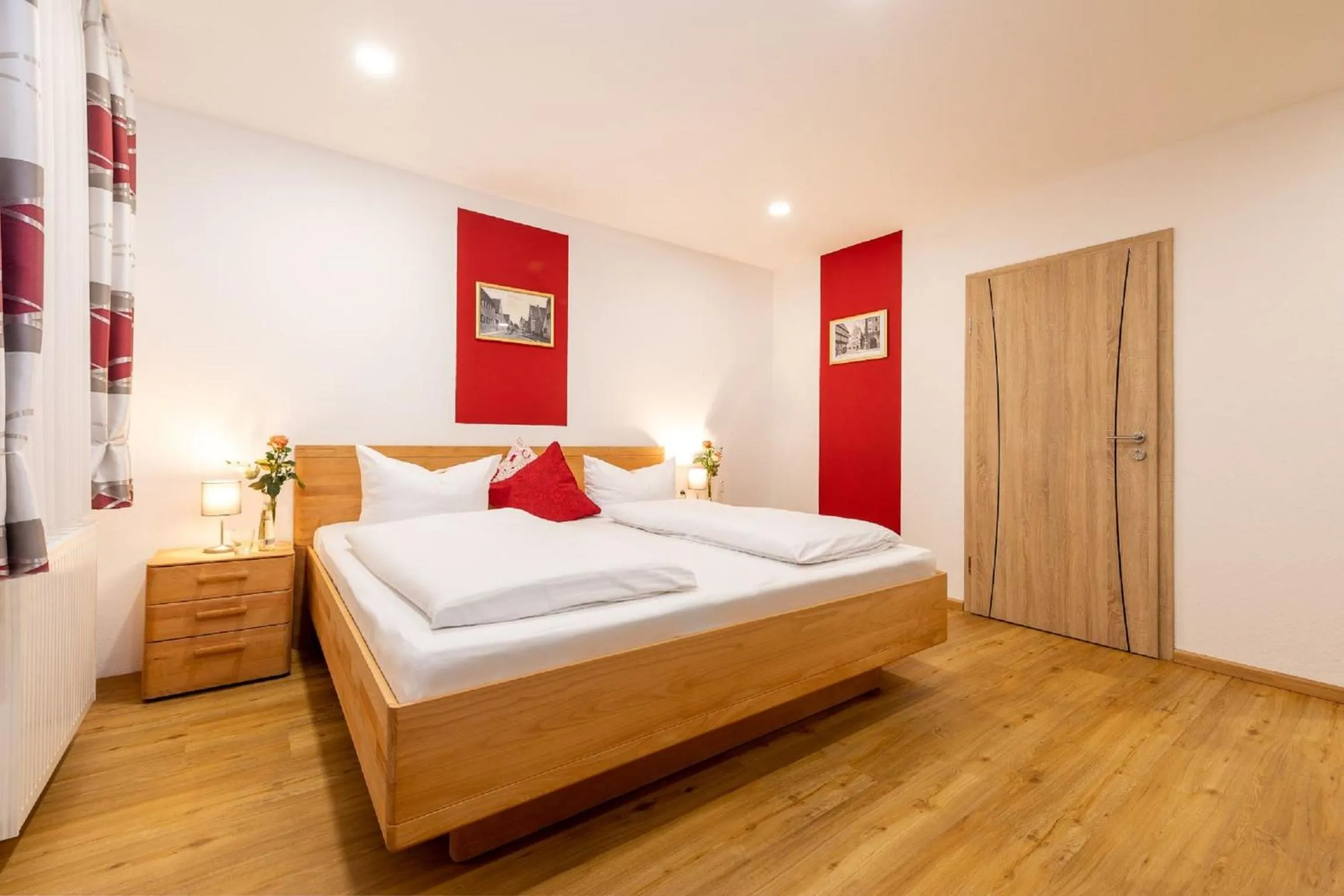 Bedroom, Bed in Hotel Restaurant Goldener Hirsch