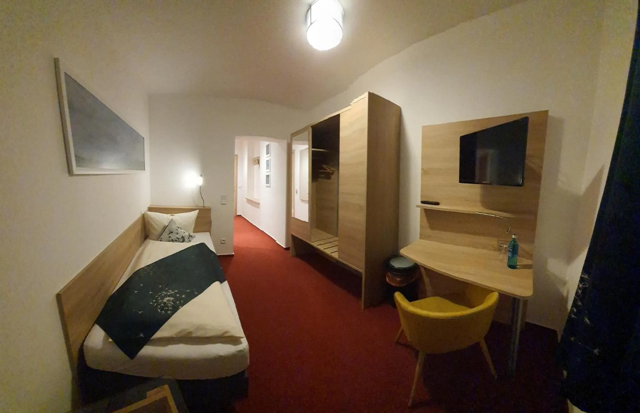 Photo of the whole room, Bed in HOTEL BIKE & HIKE