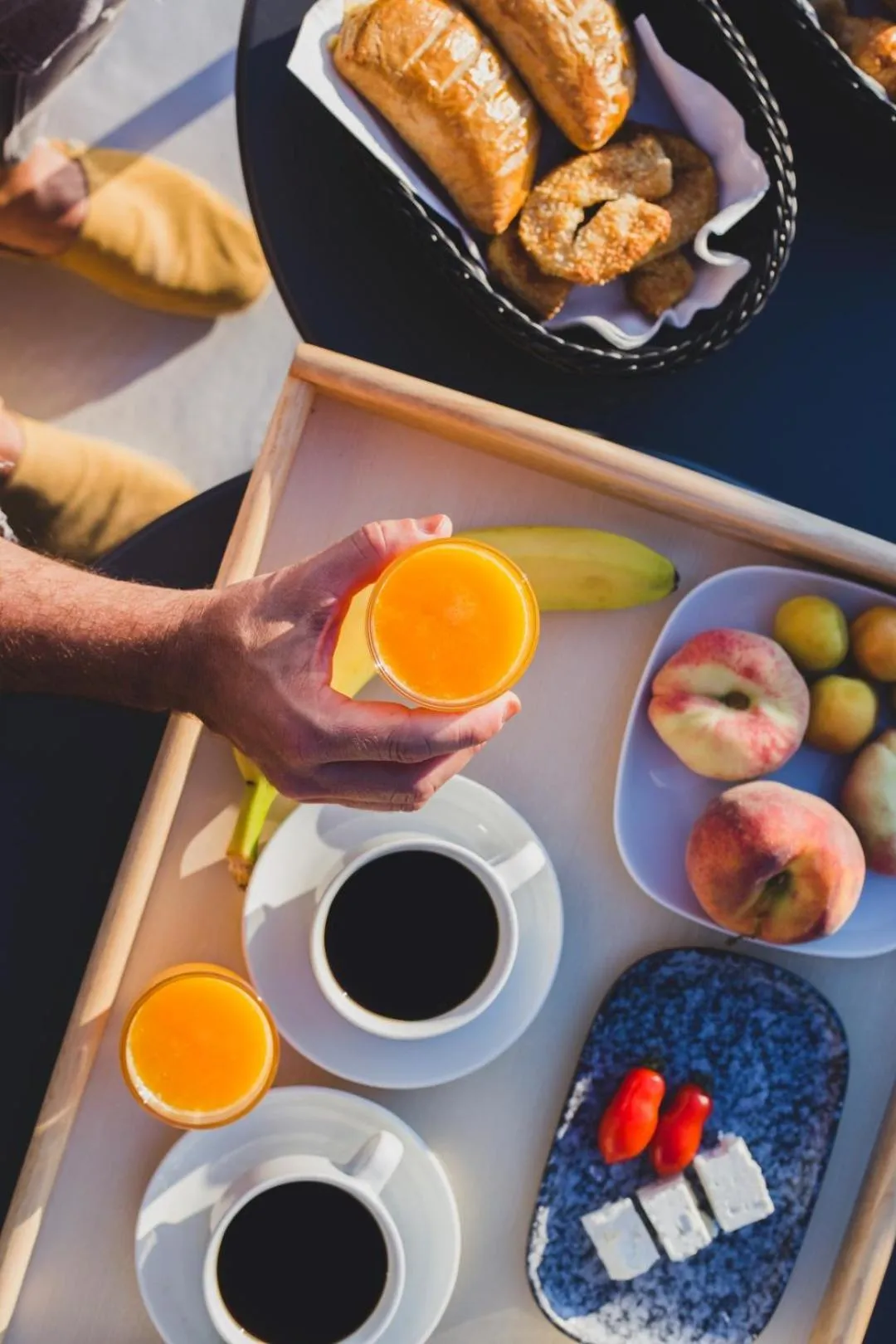 Restaurant/places to eat in Acropolis Vision