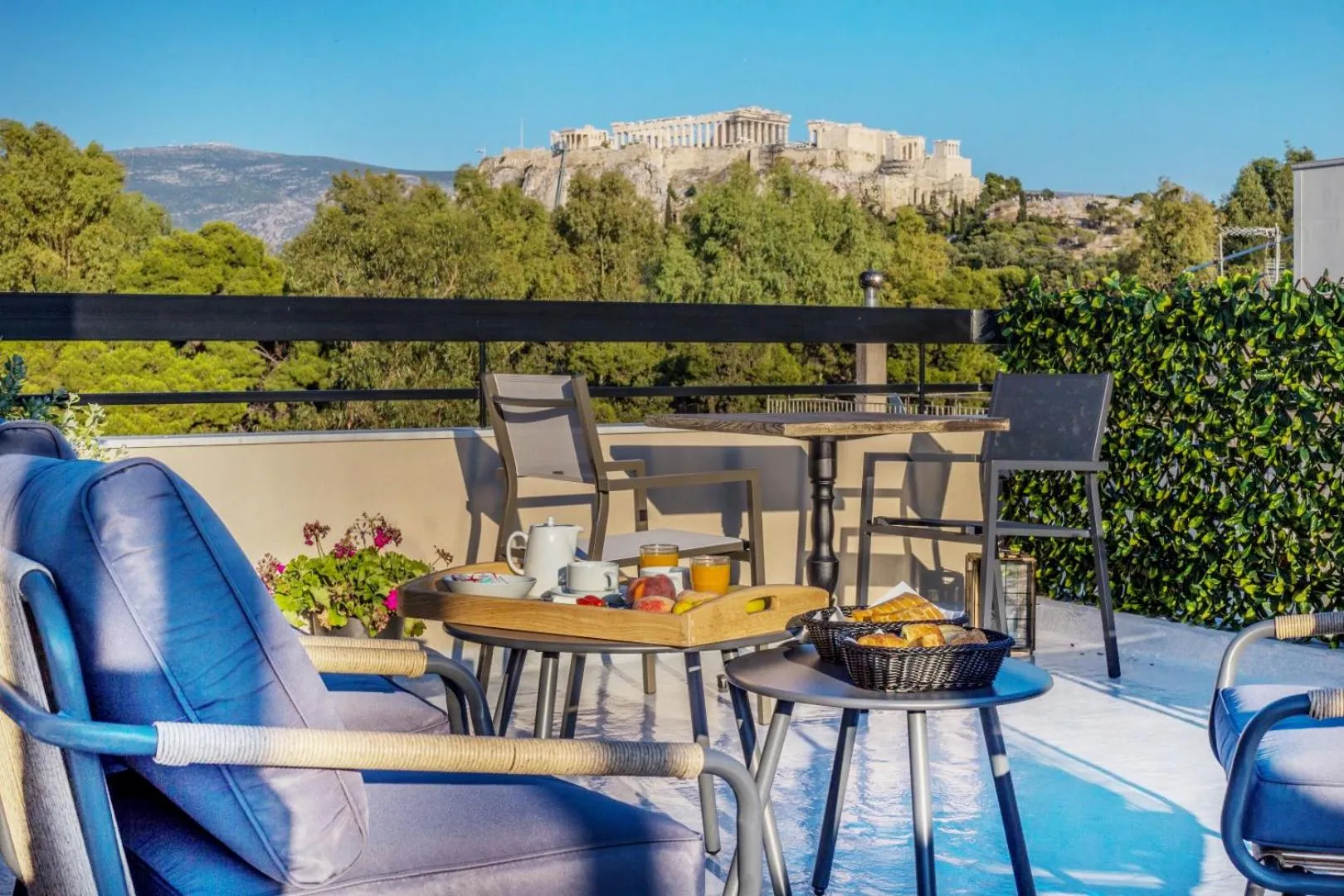 Nearby landmark in Acropolis Vision