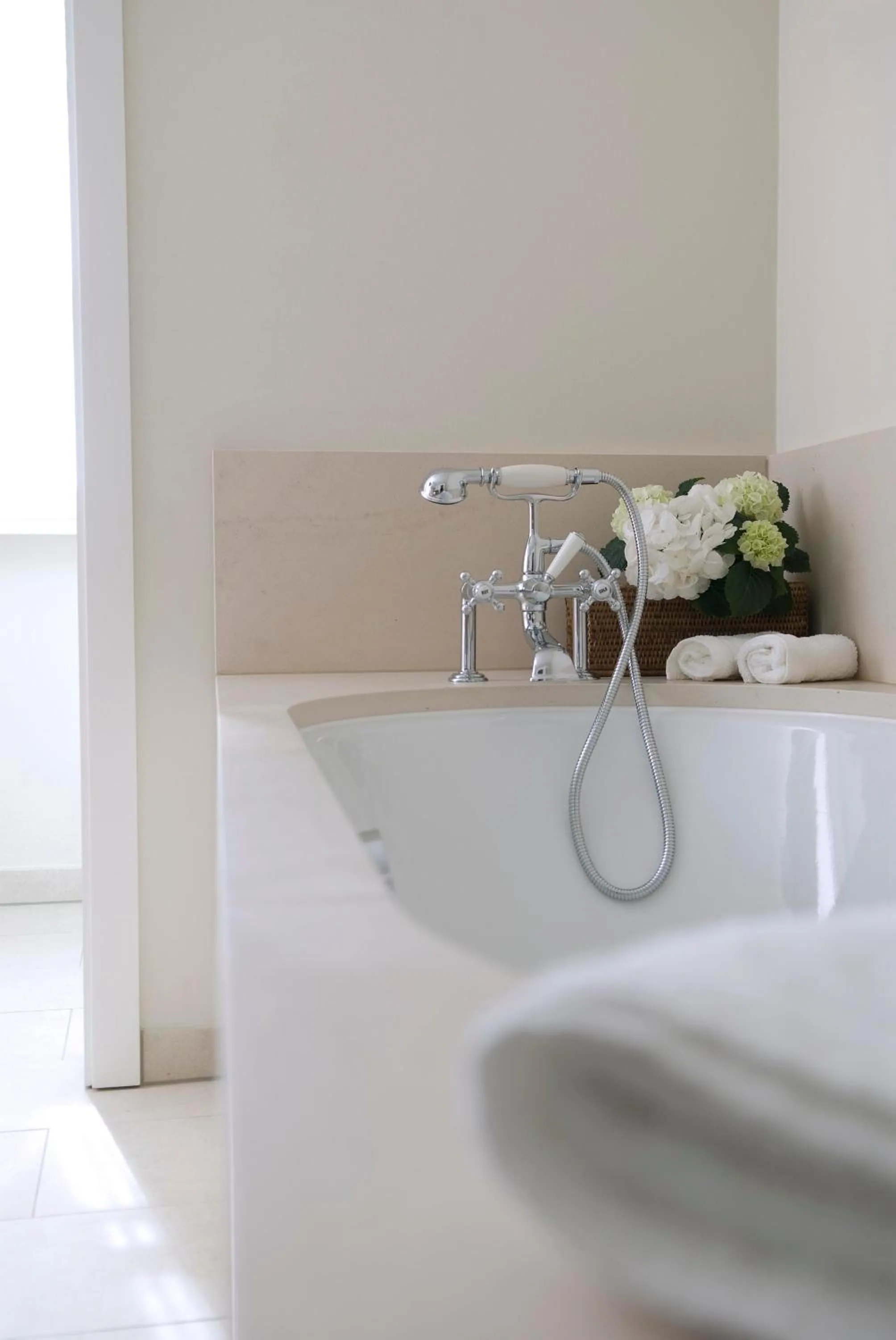 Bath in Brauereigasthof-Hotel Aying