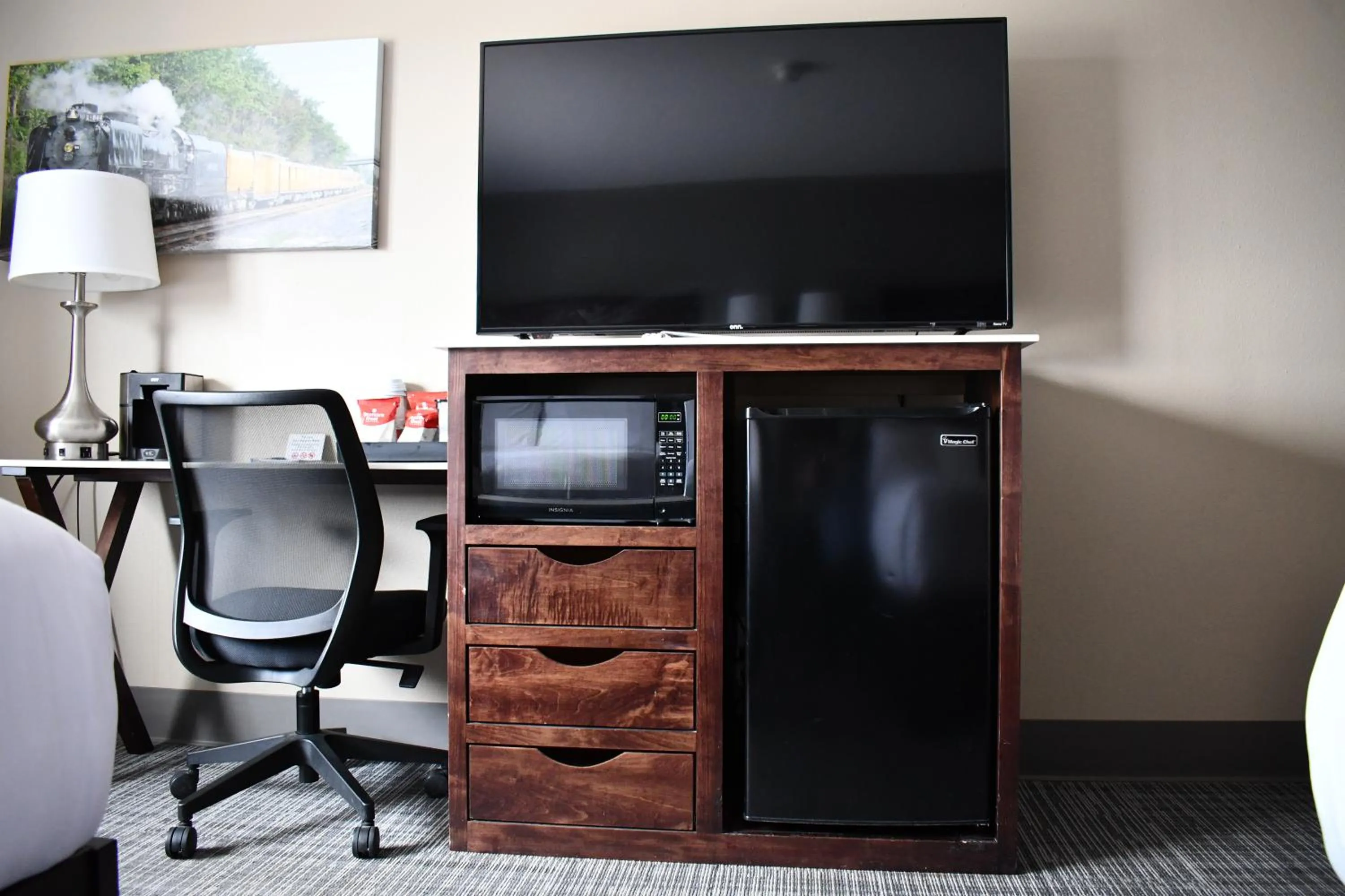 Bedroom in Cobblestone Inn & Suites - Trenton