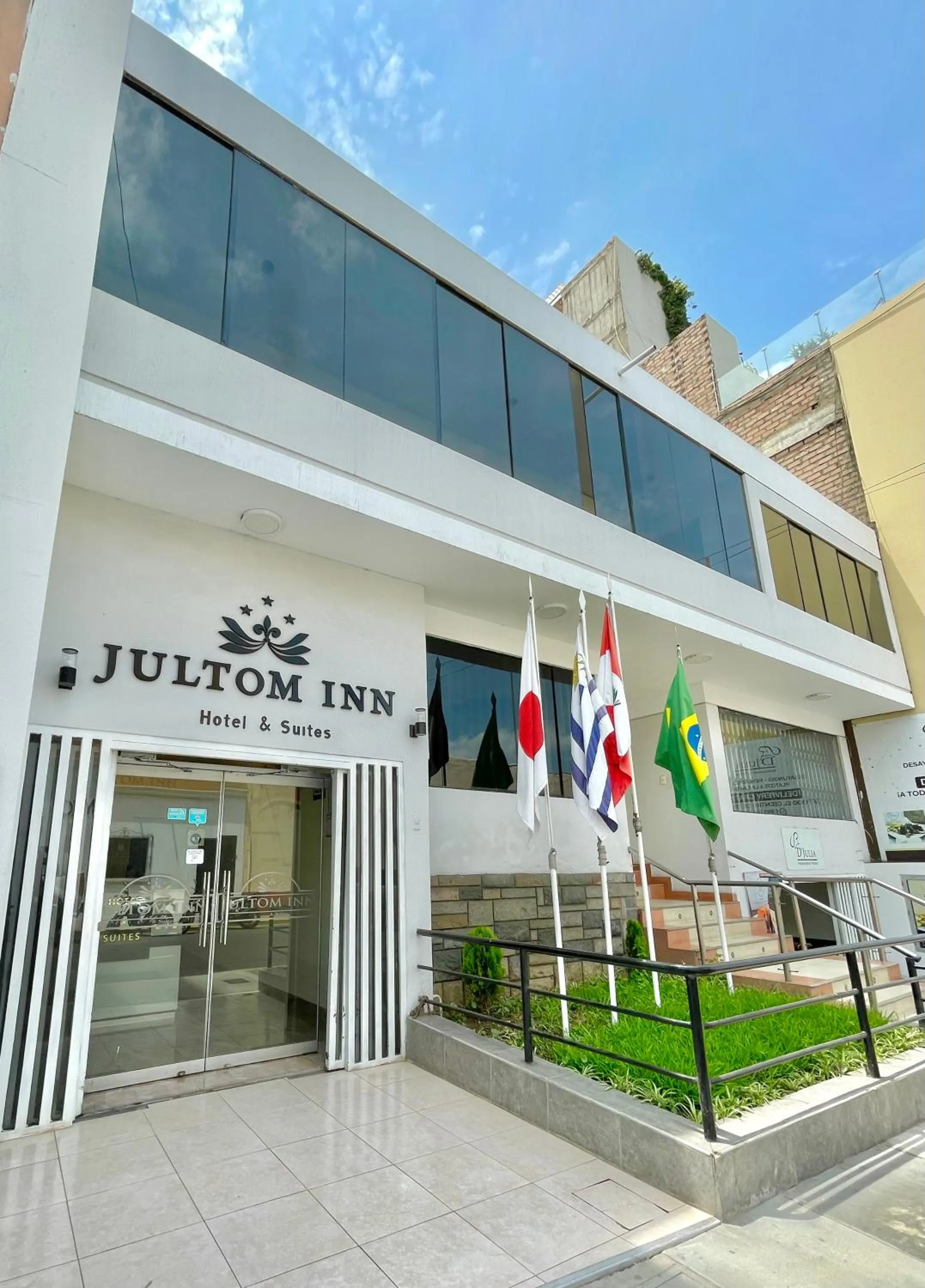 Facade/entrance in Jultom Inn Hotel & Suites