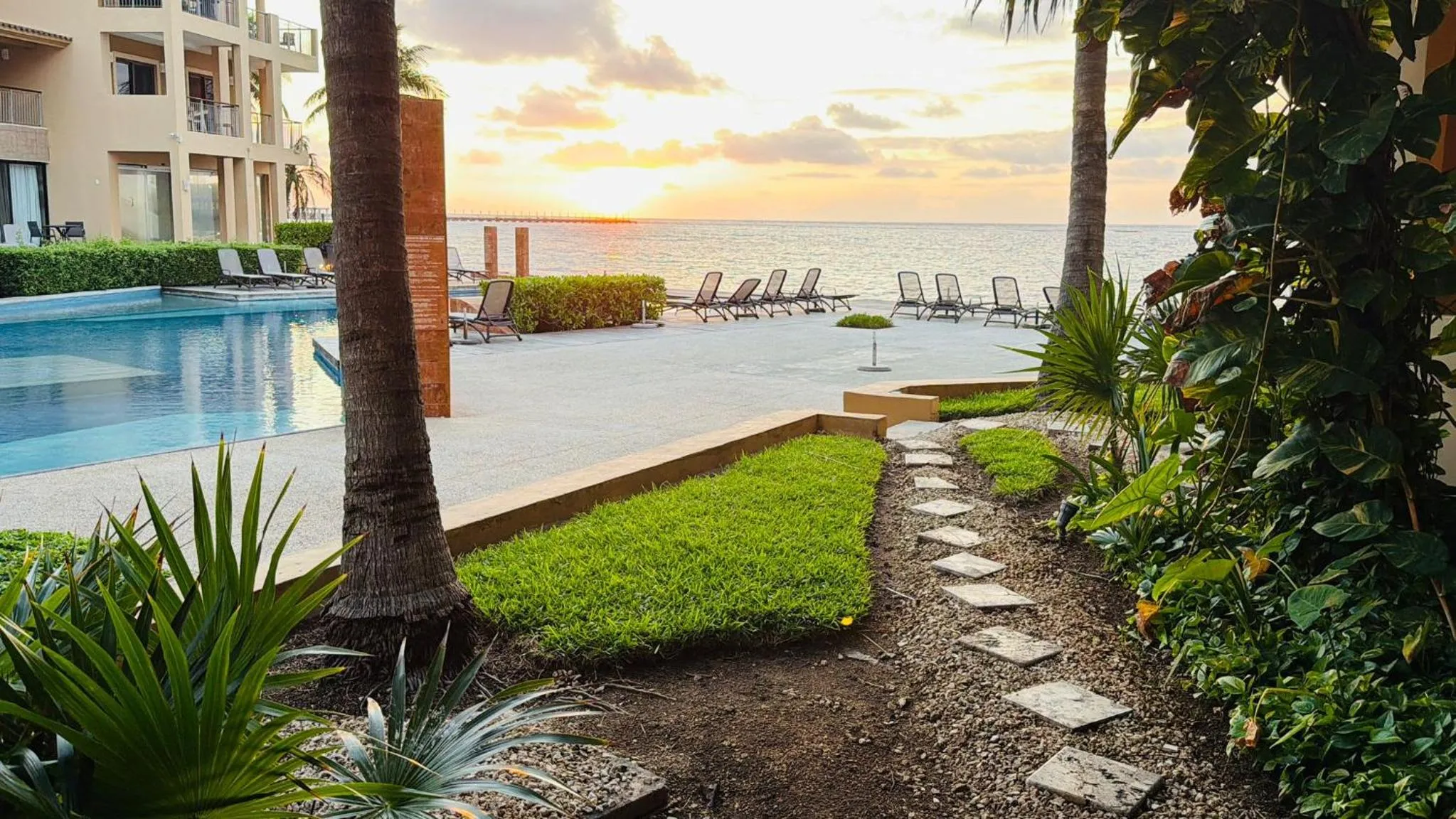 Oceanfront Condo a Block Off 5th in Heart of Playa