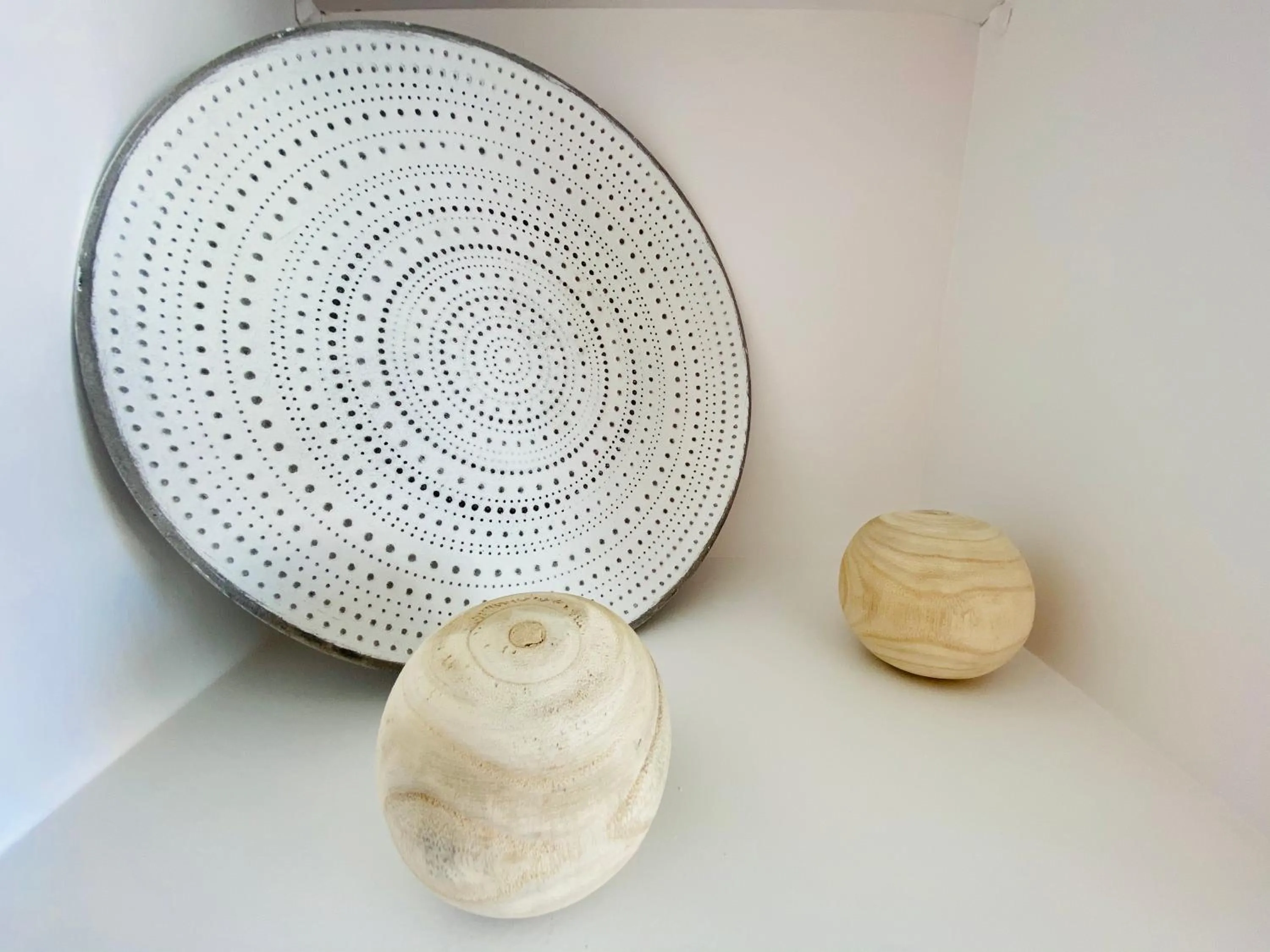 Decorative detail in The Postcard Avenue