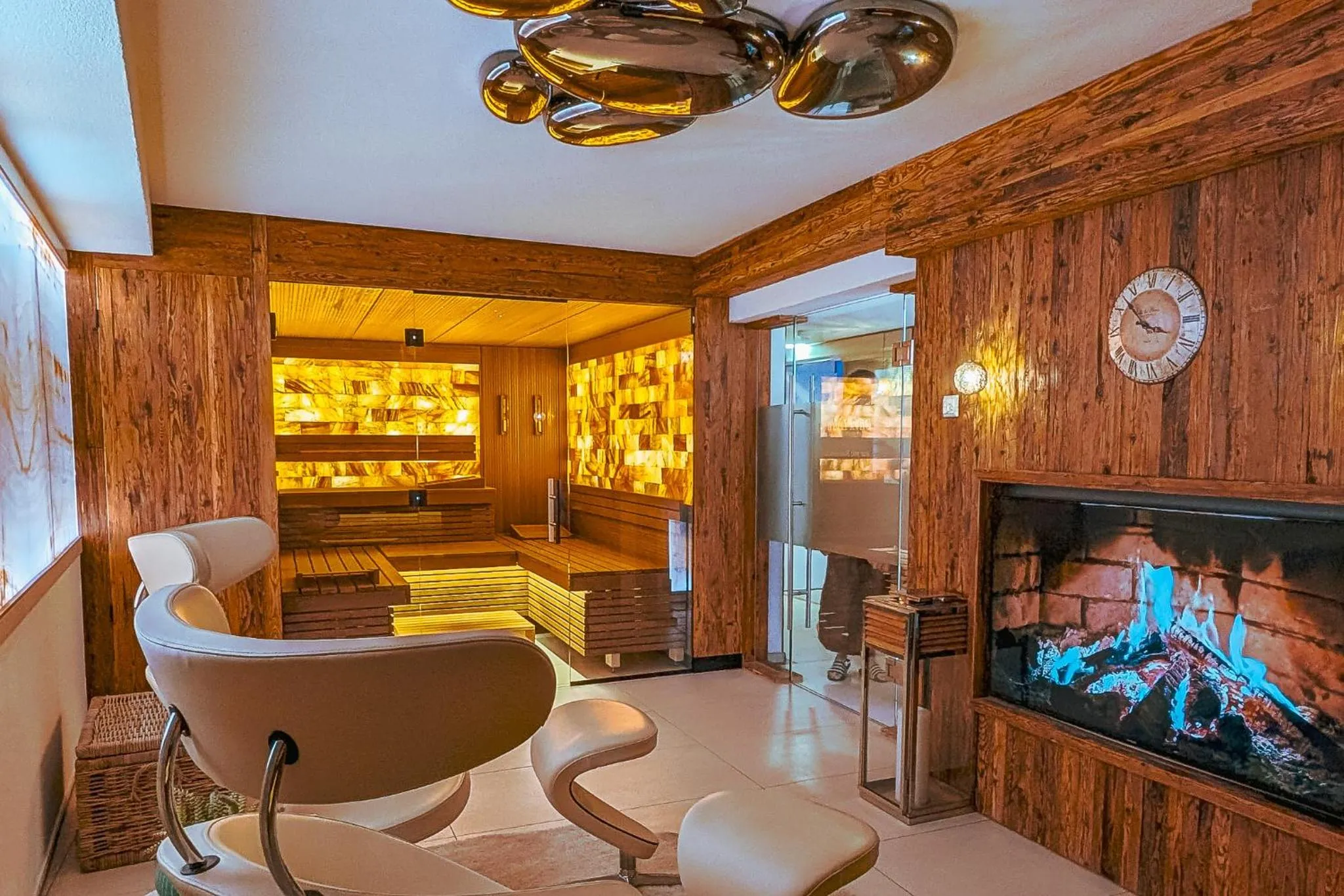 Sauna in YachtHotel Helvetia Spa- und Wellnessdomizil