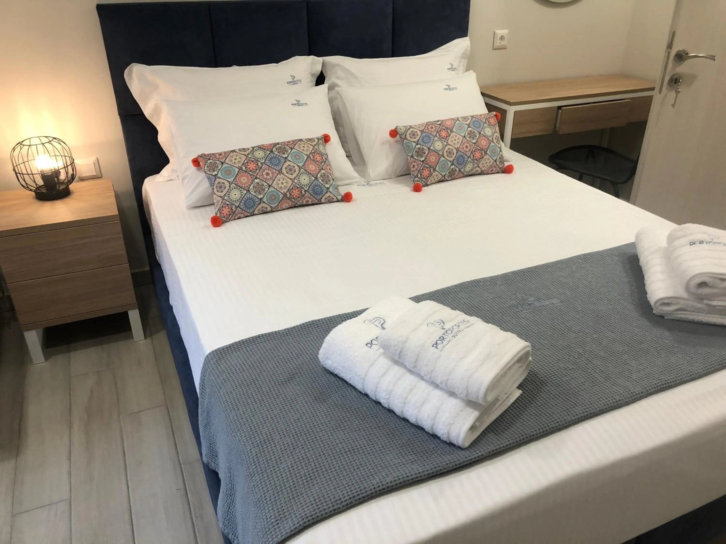 Bed in PORTO PORTES suites