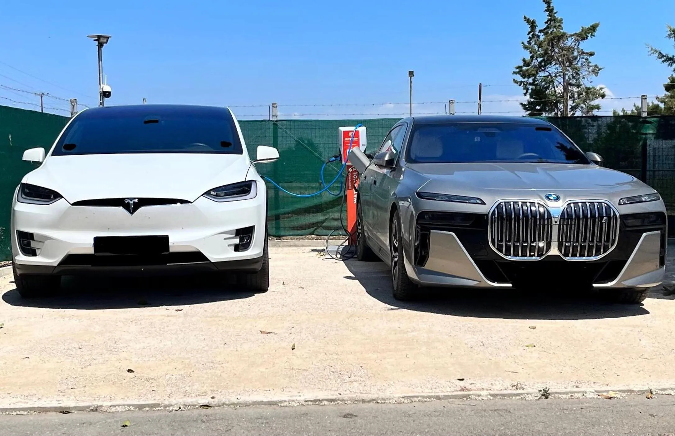 Parking in PORTO PORTES suites