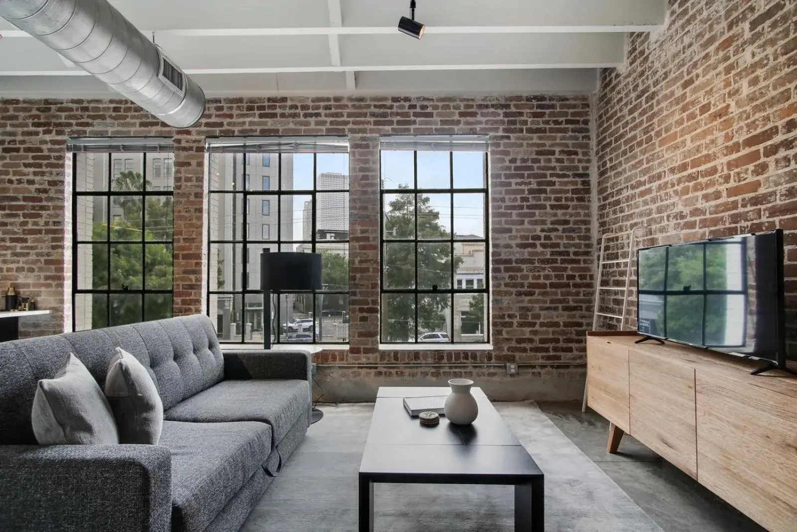 Adjacent Five Bed Four Bath Apartment in Roami at Motorworks Adjacent Five Bed Four Bath Apartment in Roami at Motorworks